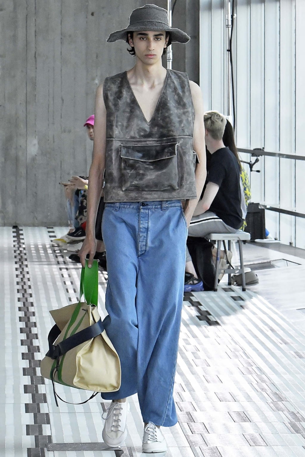 Fashion Week Milan Spring/Summer 2019 look 25 from the Sunnei collection 男装