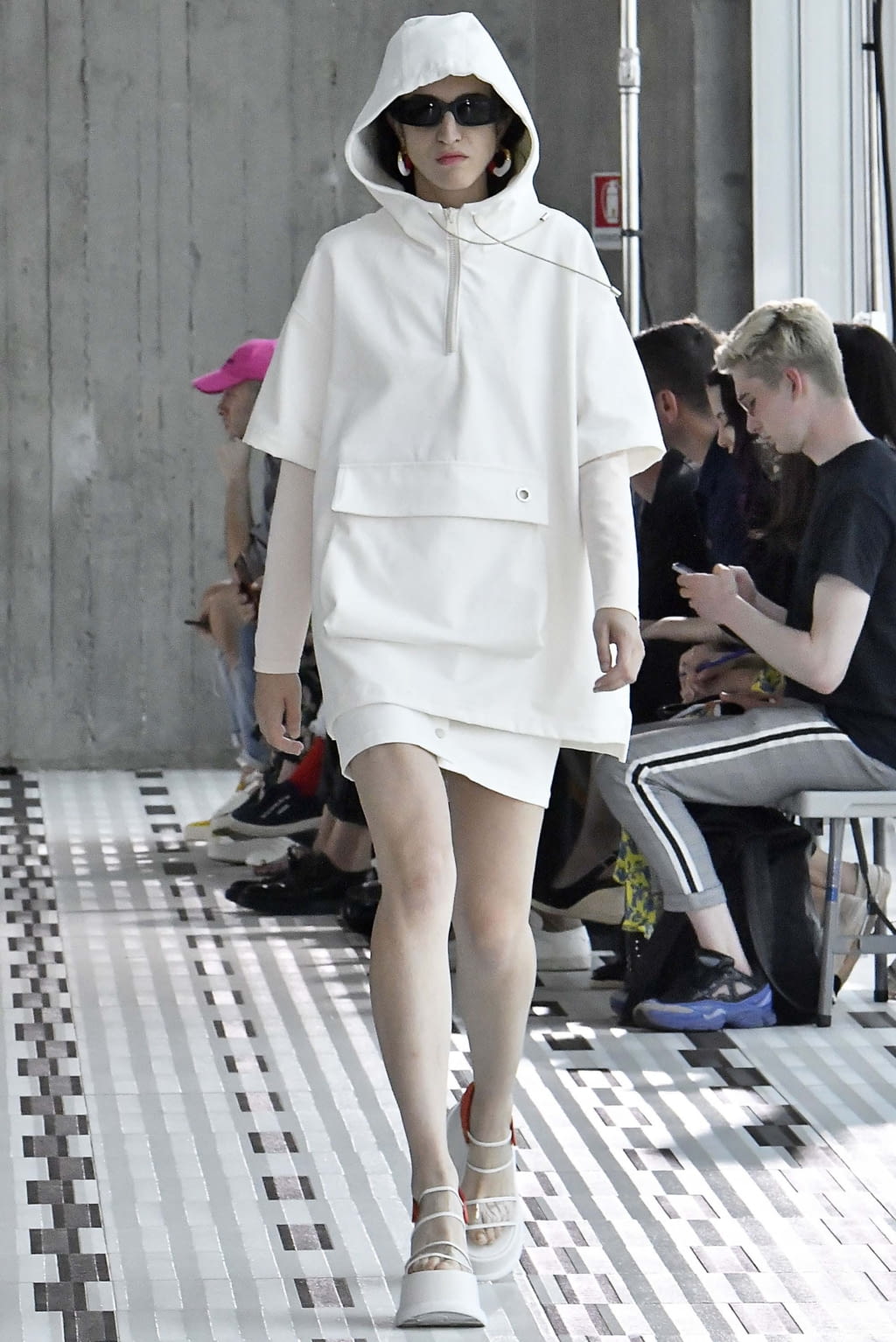 Fashion Week Milan Spring/Summer 2019 look 33 from the Sunnei collection 男装