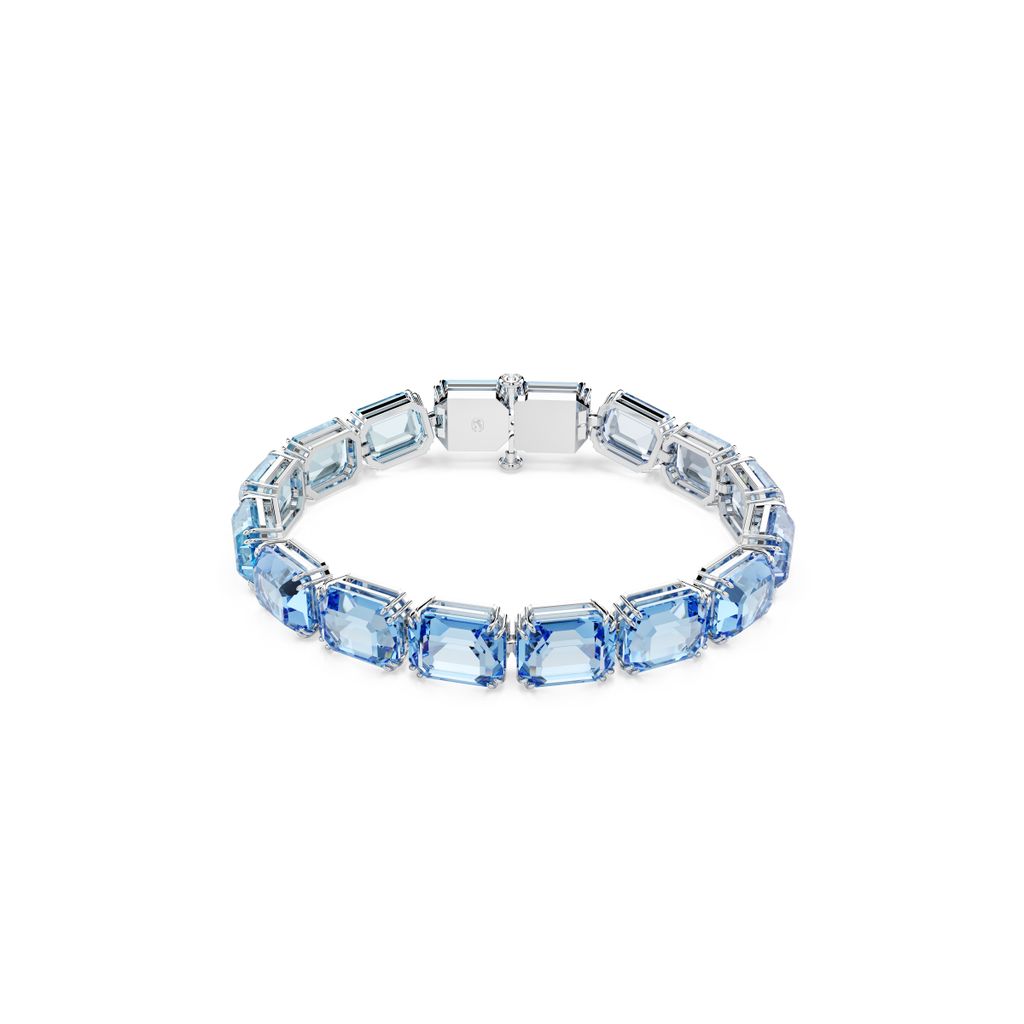 Fashion Week Paris Fall/Winter 2024 look 102 from the Swarovski collection womenswear accessories