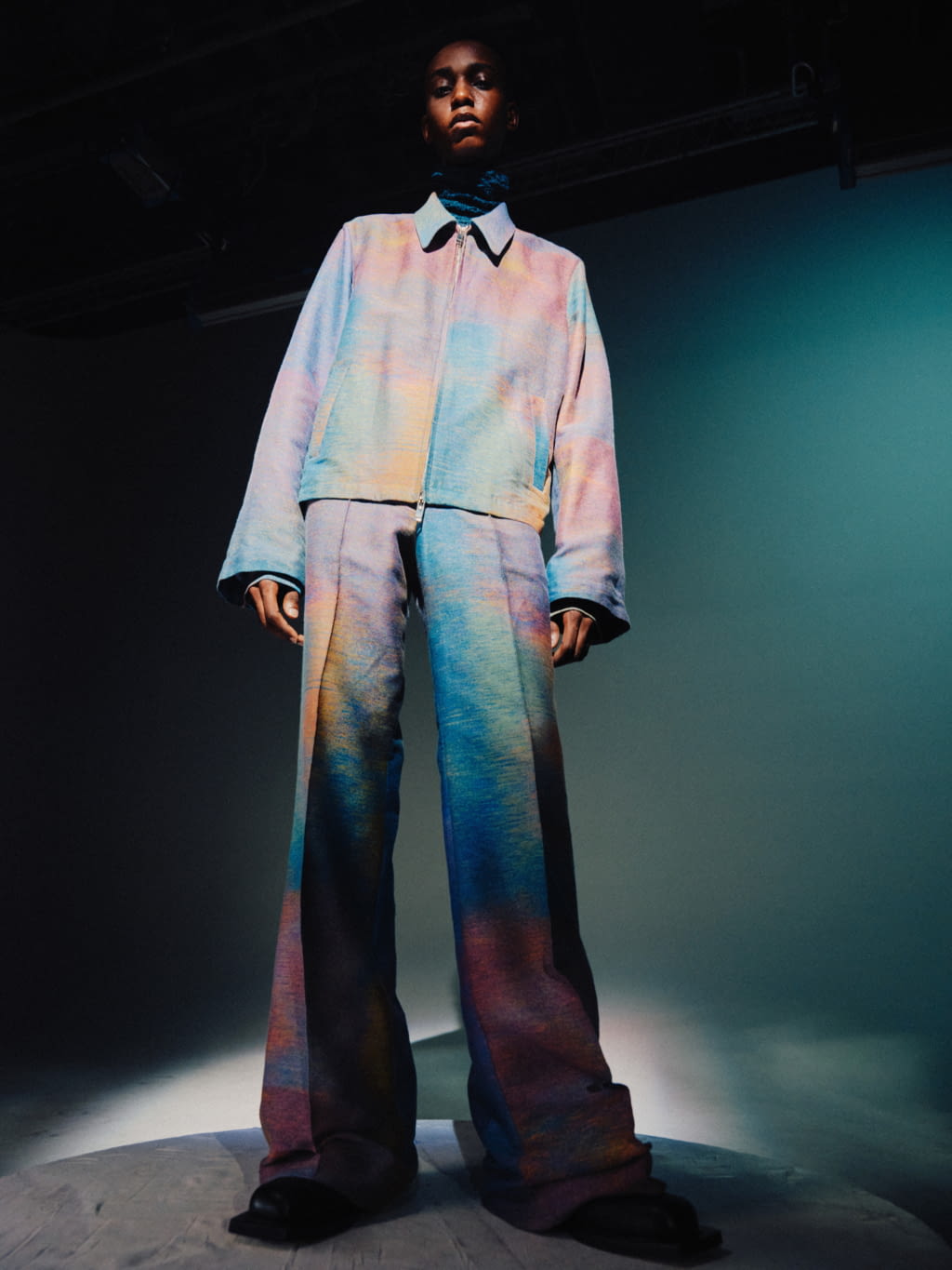Fashion Week Paris Fall/Winter 2022 look 20 de la collection TAAKK menswear