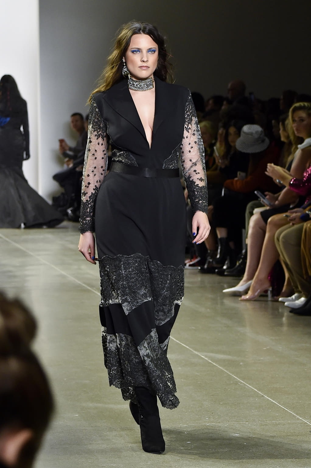 Fashion Week New York Fall/Winter 2020 look 19 from the Tadashi Shoji collection womenswear