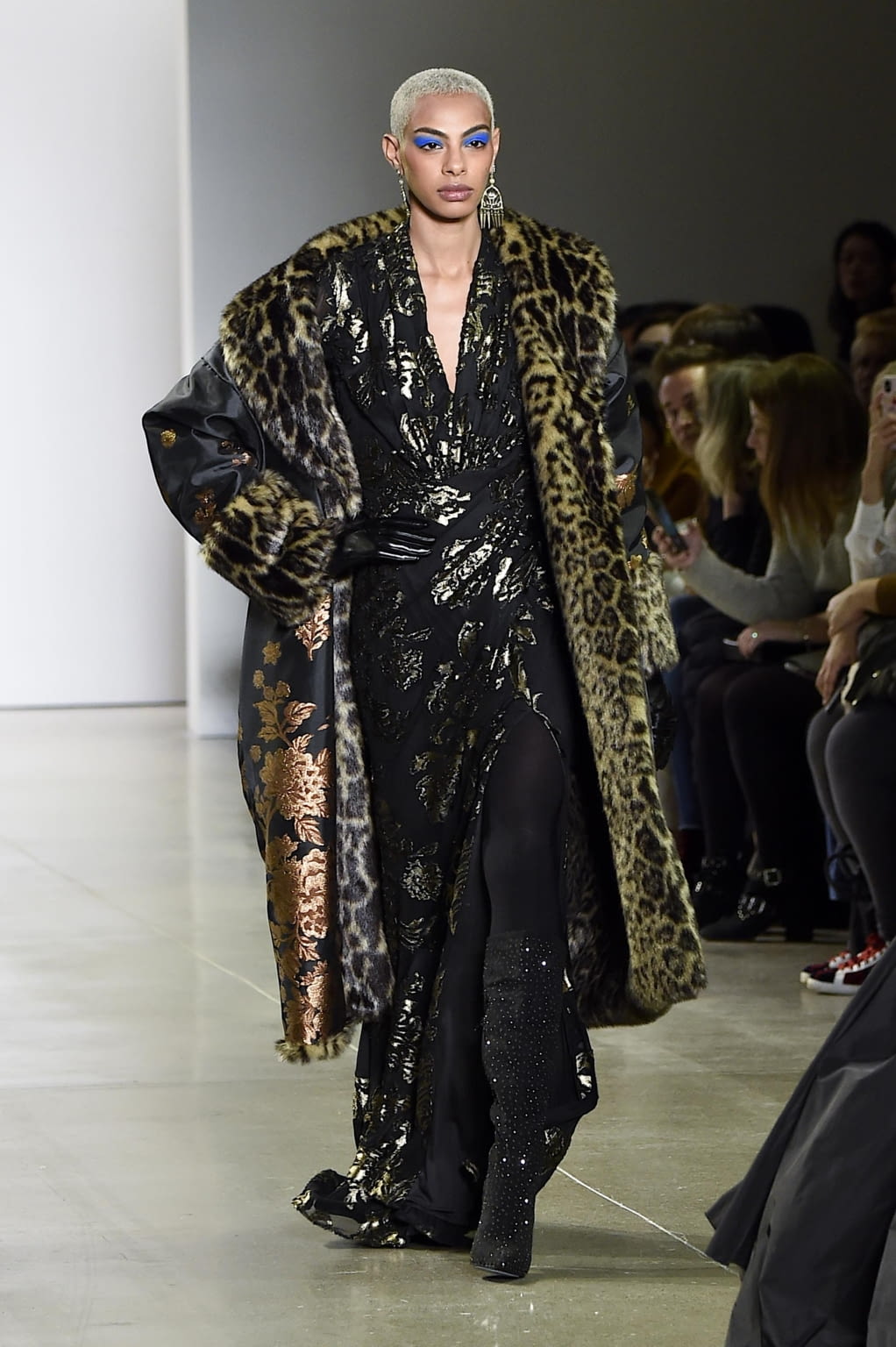 Fashion Week New York Fall/Winter 2020 look 27 from the Tadashi Shoji collection womenswear