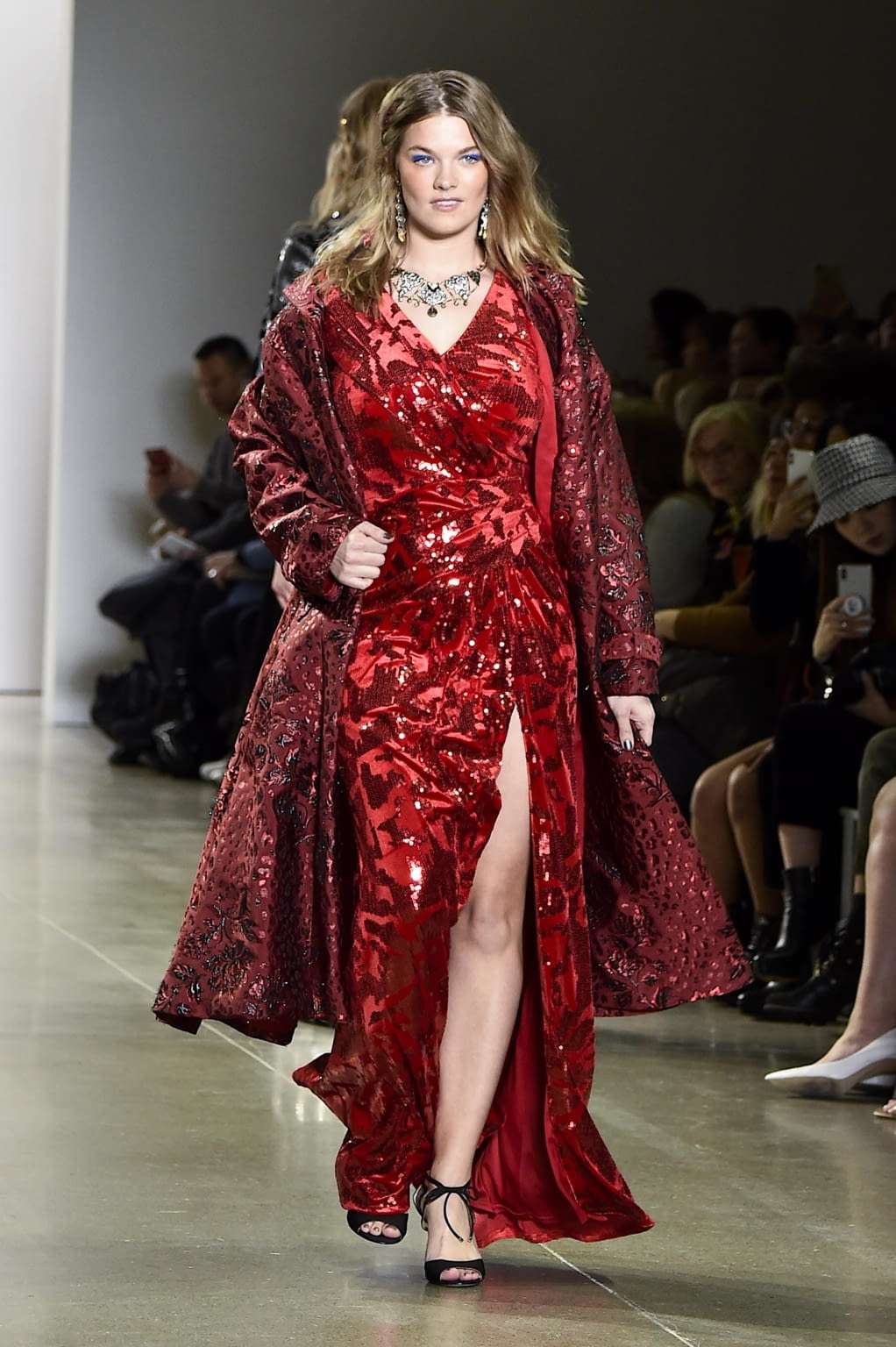 Fashion Week New York Fall/Winter 2020 look 33 de la collection Tadashi Shoji womenswear