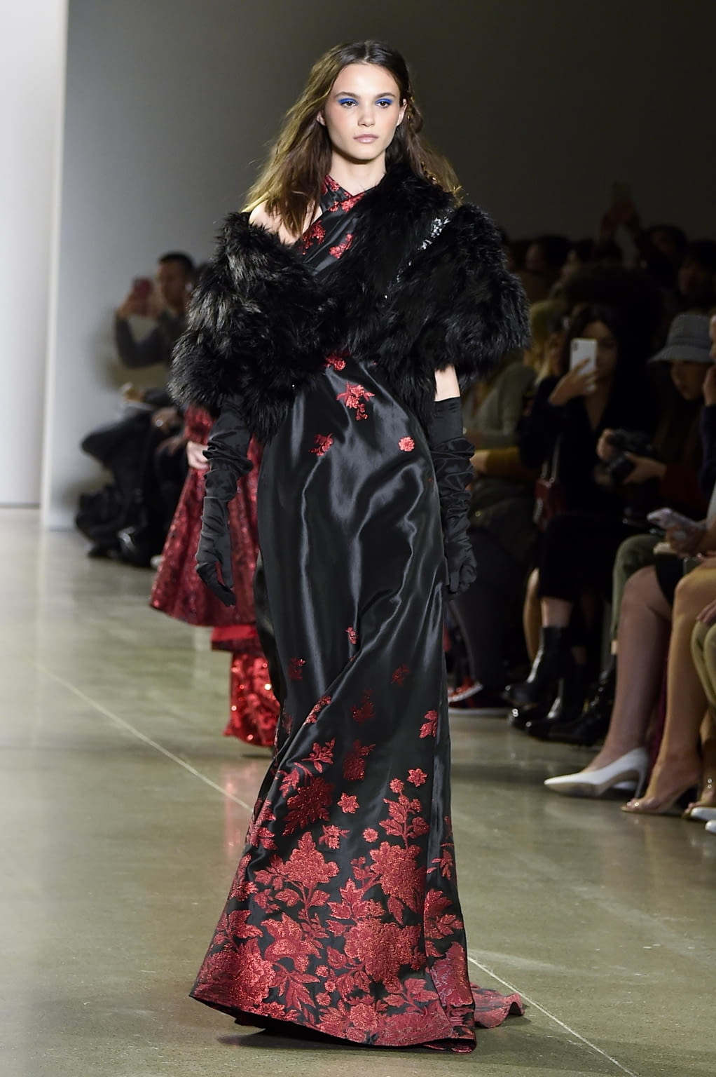 Fashion Week New York Fall/Winter 2020 look 34 from the Tadashi Shoji collection 女装