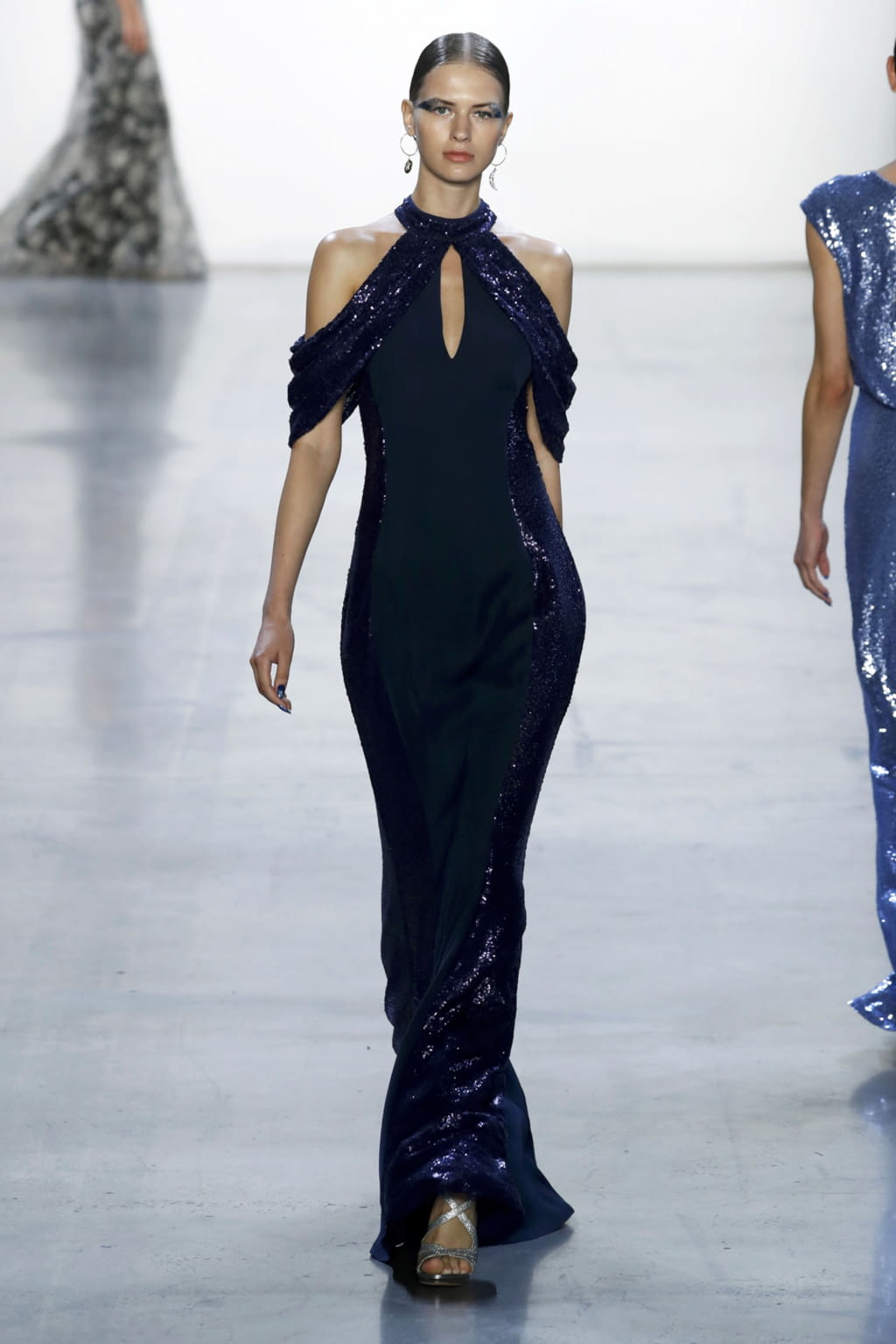 Fashion Week New York Spring/Summer 2019 look 18 de la collection Tadashi Shoji womenswear