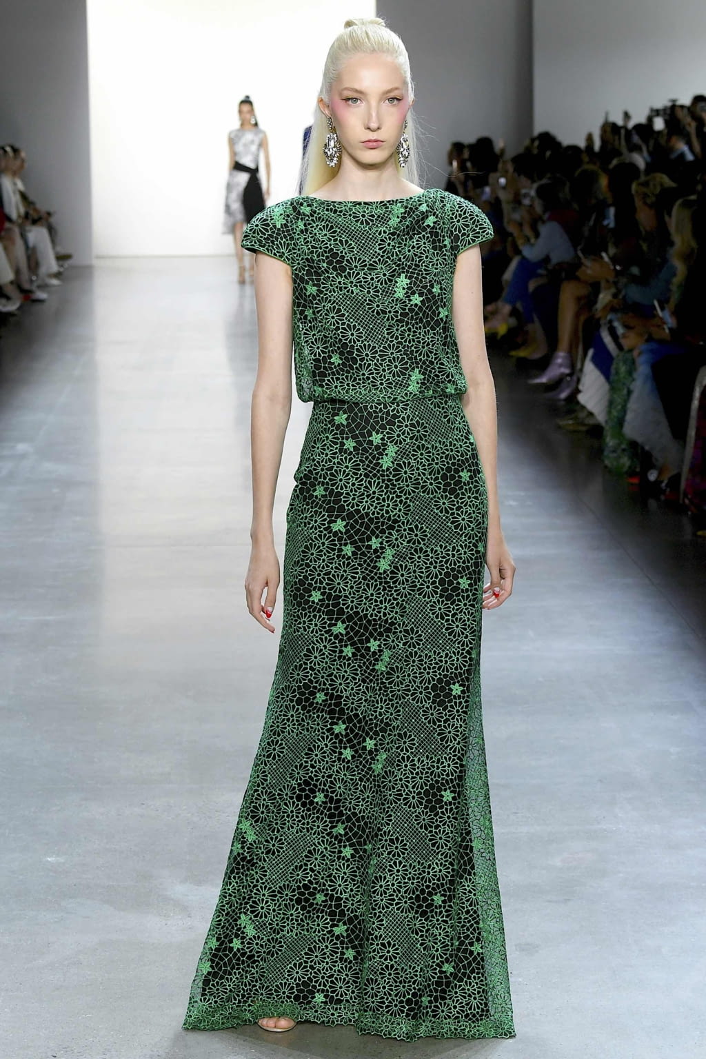 Fashion Week New York Spring/Summer 2020 look 10 de la collection Tadashi Shoji womenswear