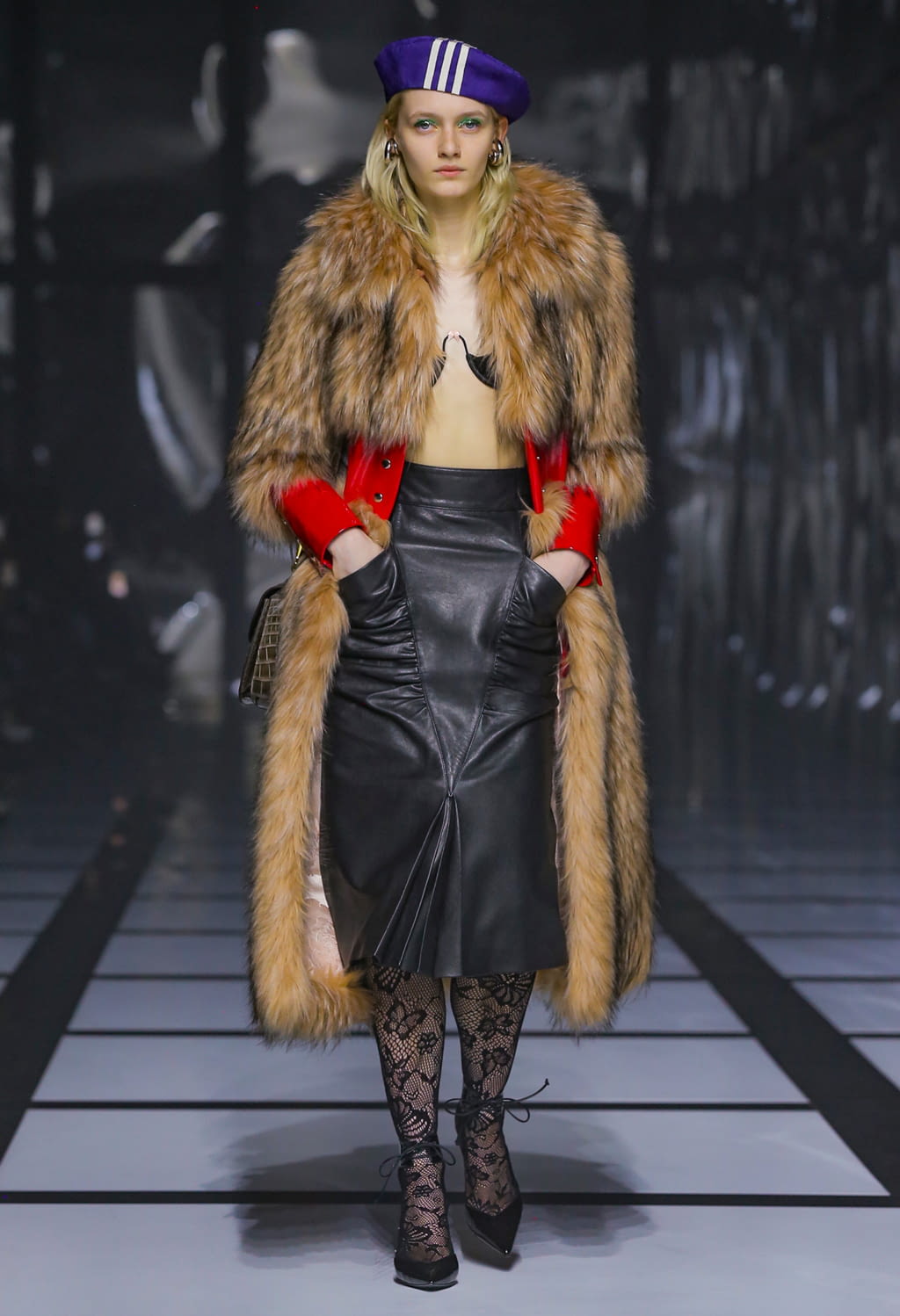Fashion Week Milan Fall/Winter 2022 look 41 from the Gucci collection womenswear