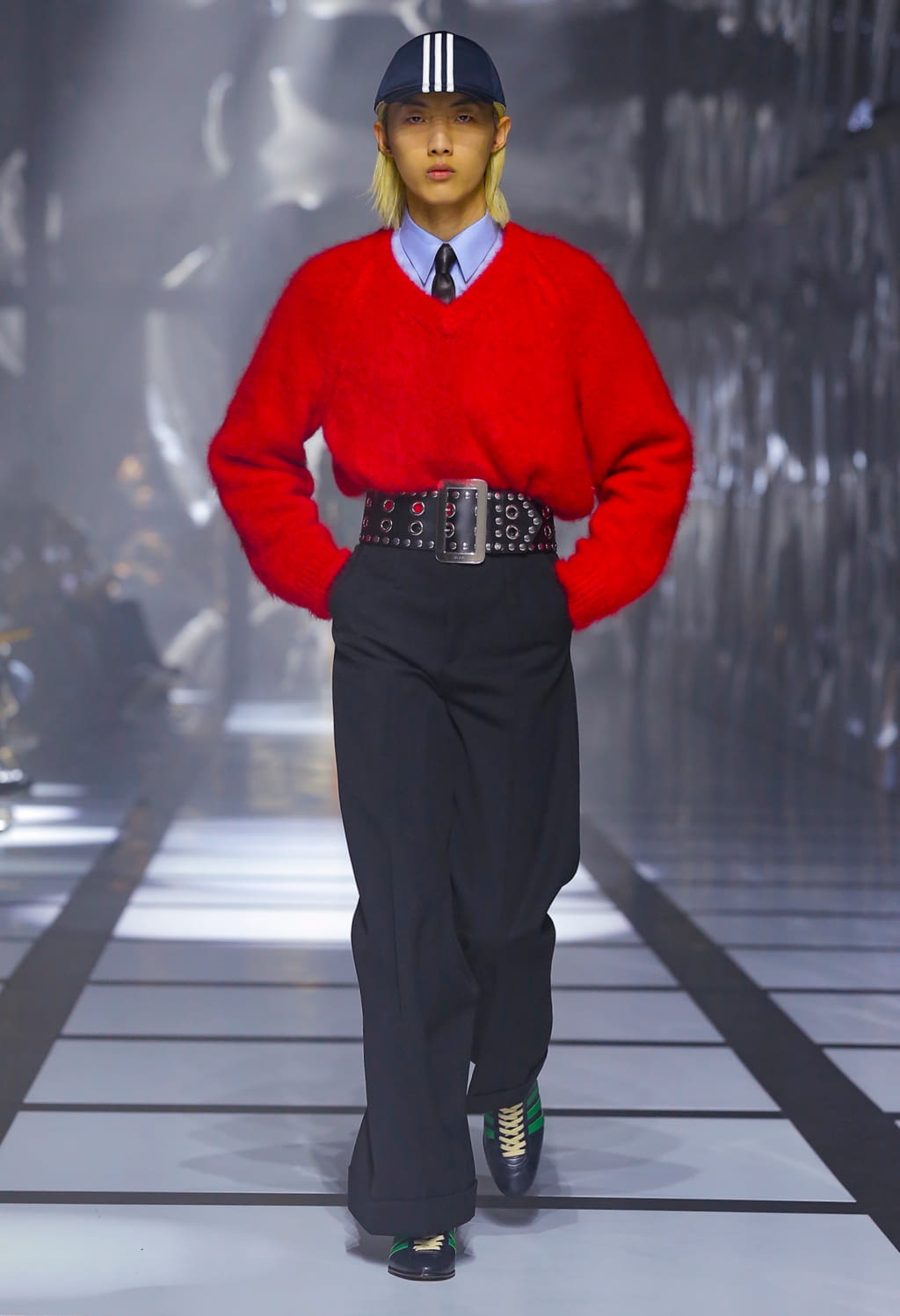 Fashion Week Milan Fall/Winter 2022 look 48 from the Gucci collection 女装