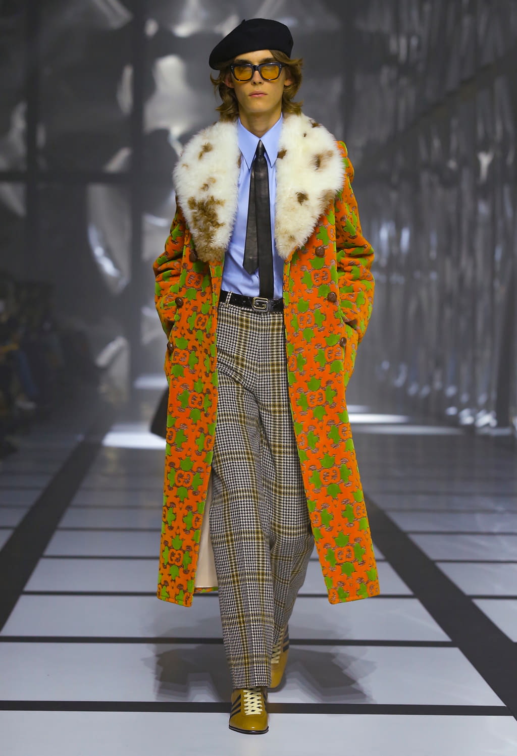 Fashion Week Milan Fall/Winter 2022 look 70 from the Gucci collection 女装