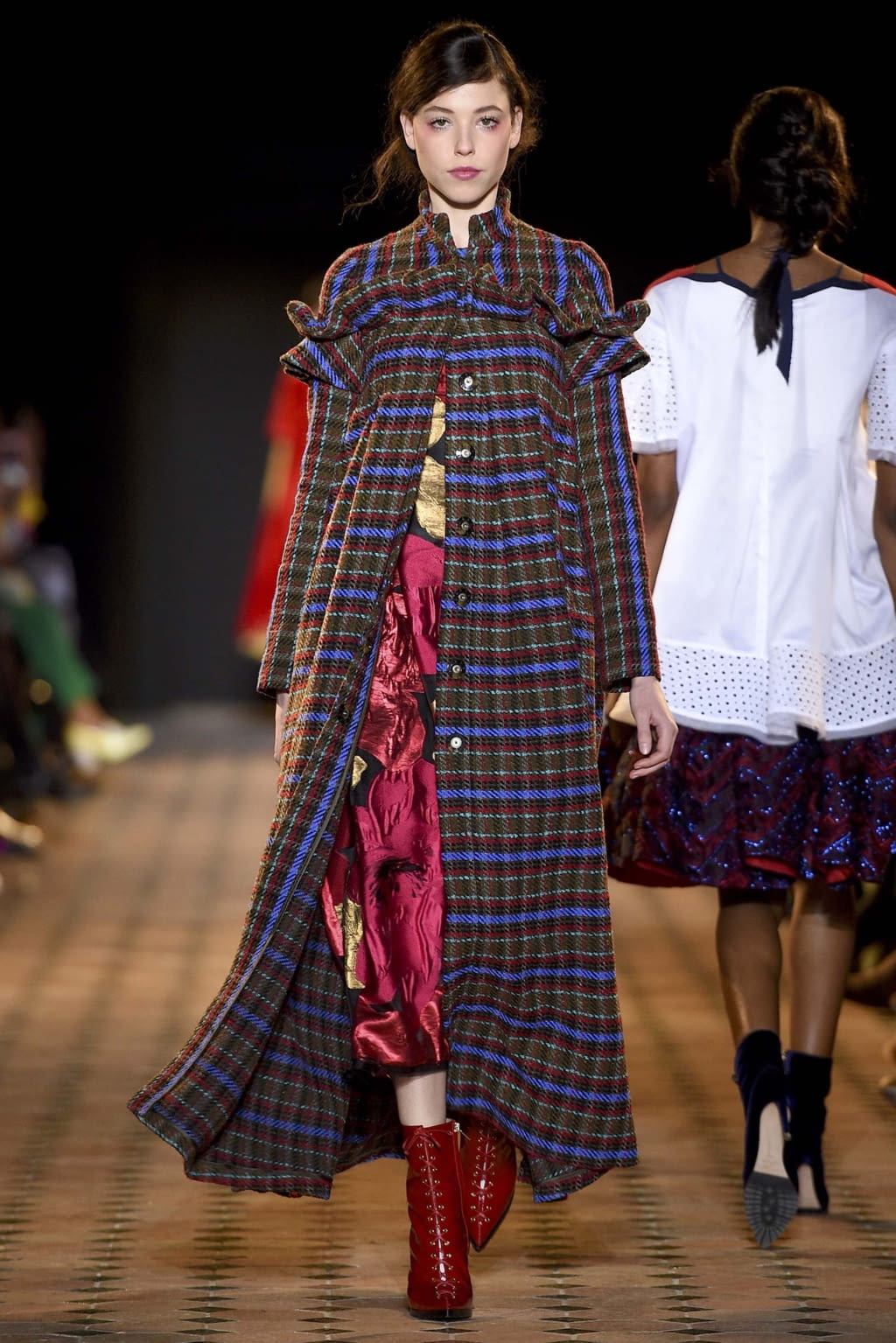 Fashion Week Paris Fall/Winter 2018 look 7 from the Talbot Runhof collection womenswear