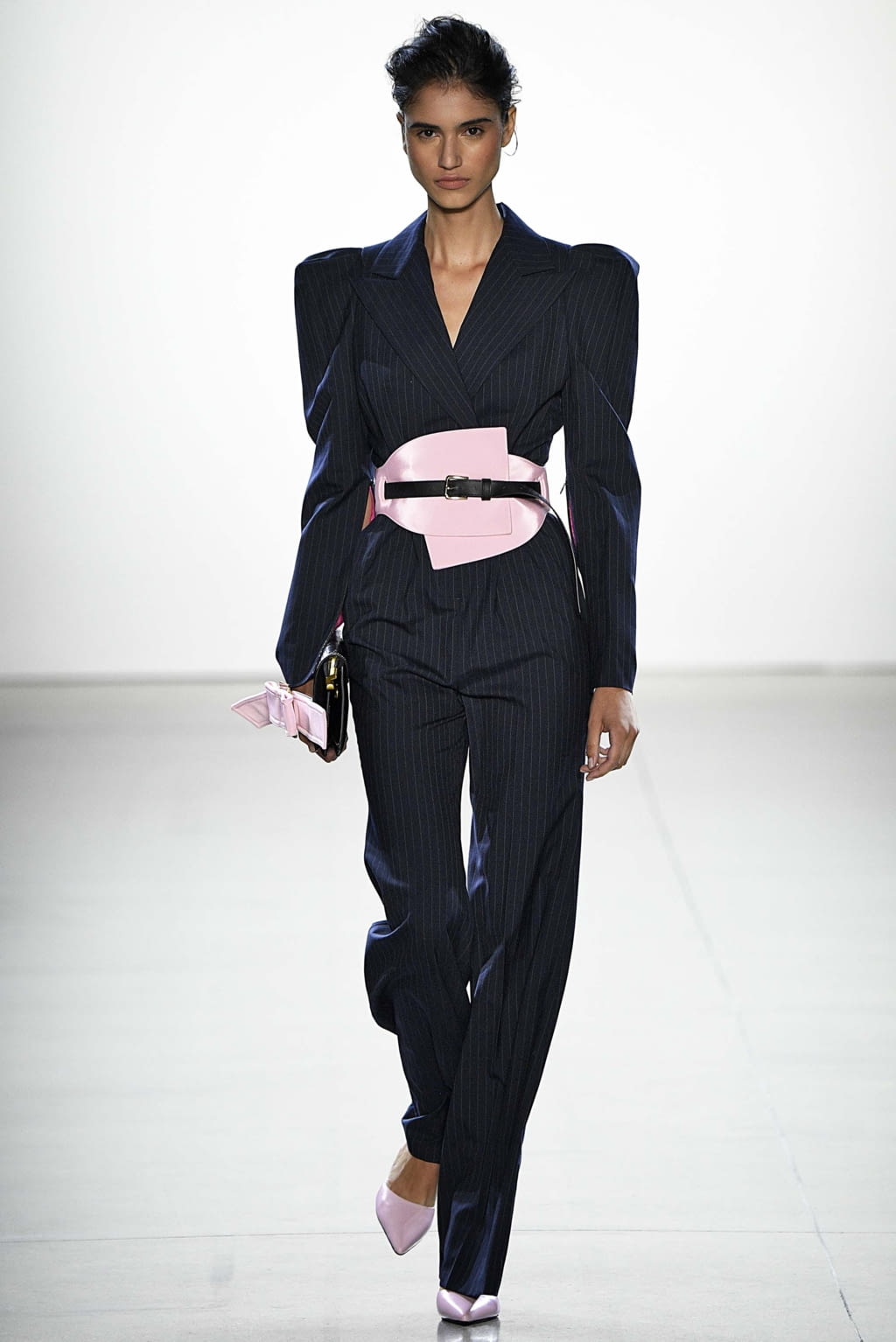 Fashion Week New York Spring/Summer 2019 look 34 from the Taoray Wang collection 女装