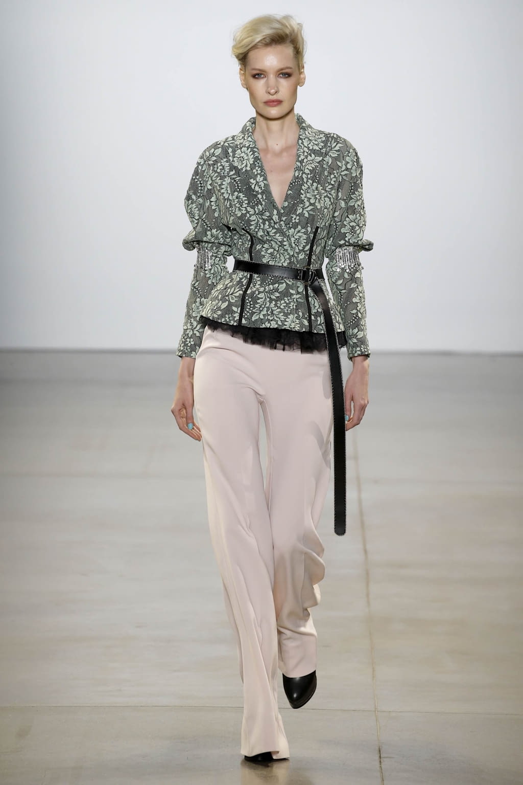 Fashion Week New York Spring/Summer 2020 look 6 from the Taoray Wang collection womenswear