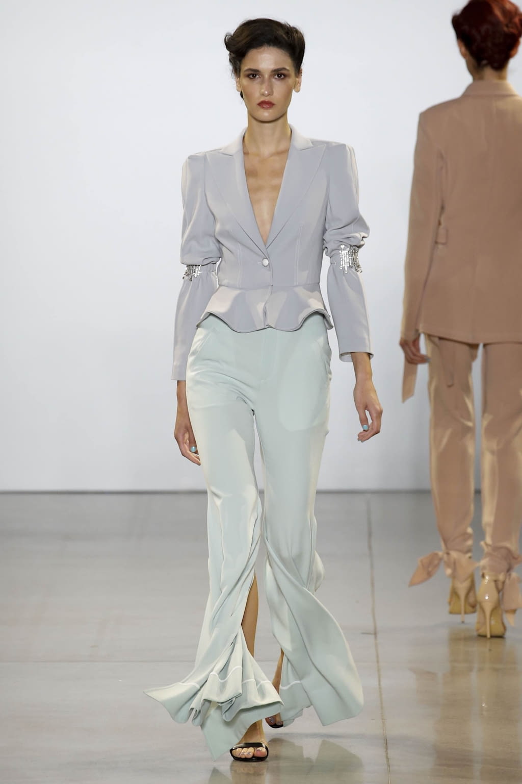 Fashion Week New York Spring/Summer 2020 look 18 de la collection Taoray Wang womenswear