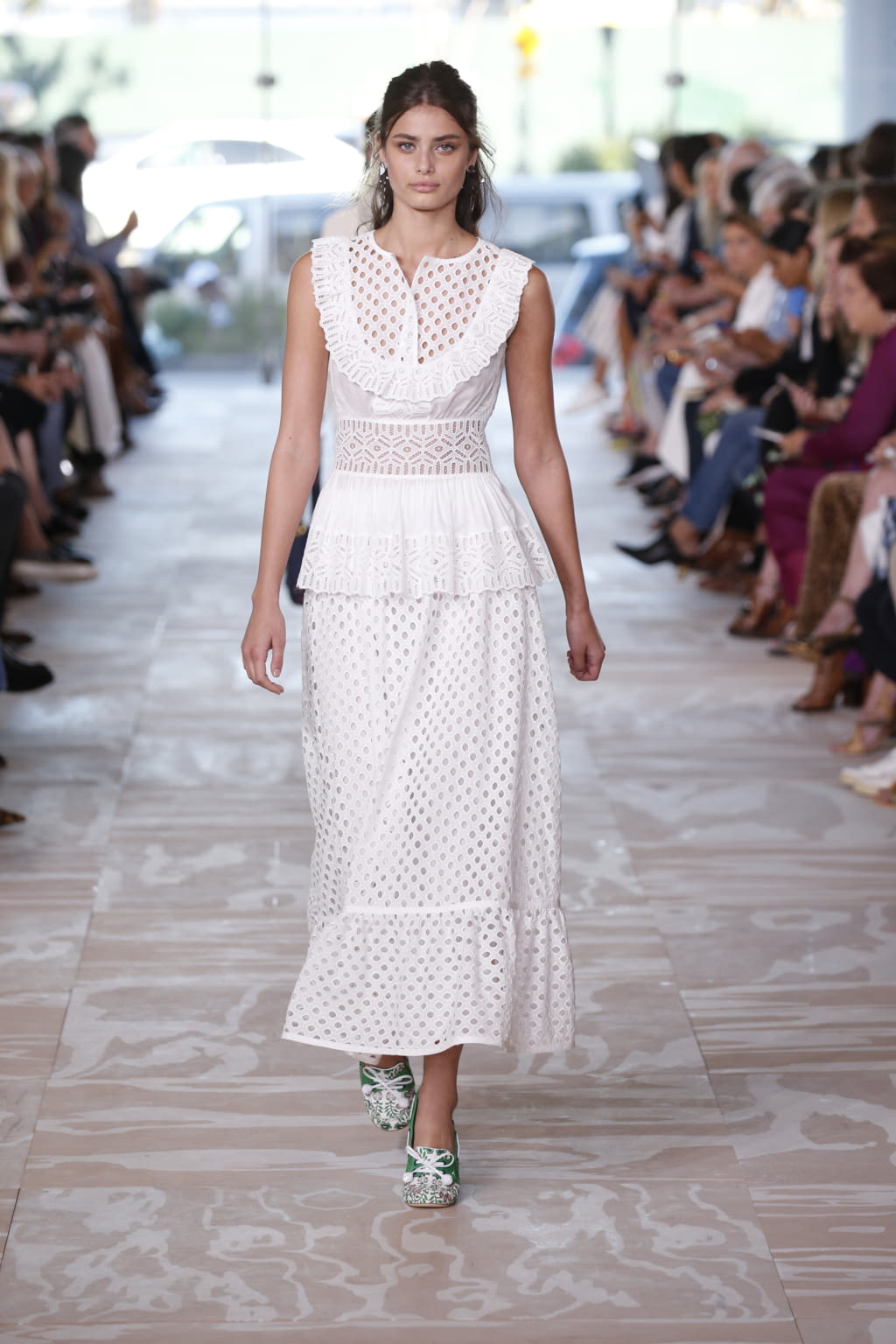 Fashion Week New York Spring/Summer 2017 look 11 from the Tory Burch collection womenswear