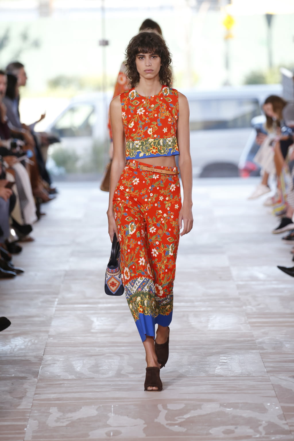 Fashion Week New York Spring/Summer 2017 look 38 from the Tory Burch collection womenswear
