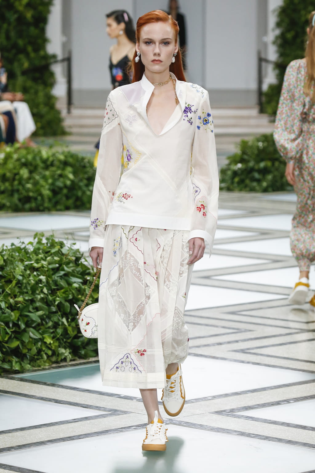 Fashion Week New York Spring/Summer 2020 look 3 from the Tory Burch collection womenswear