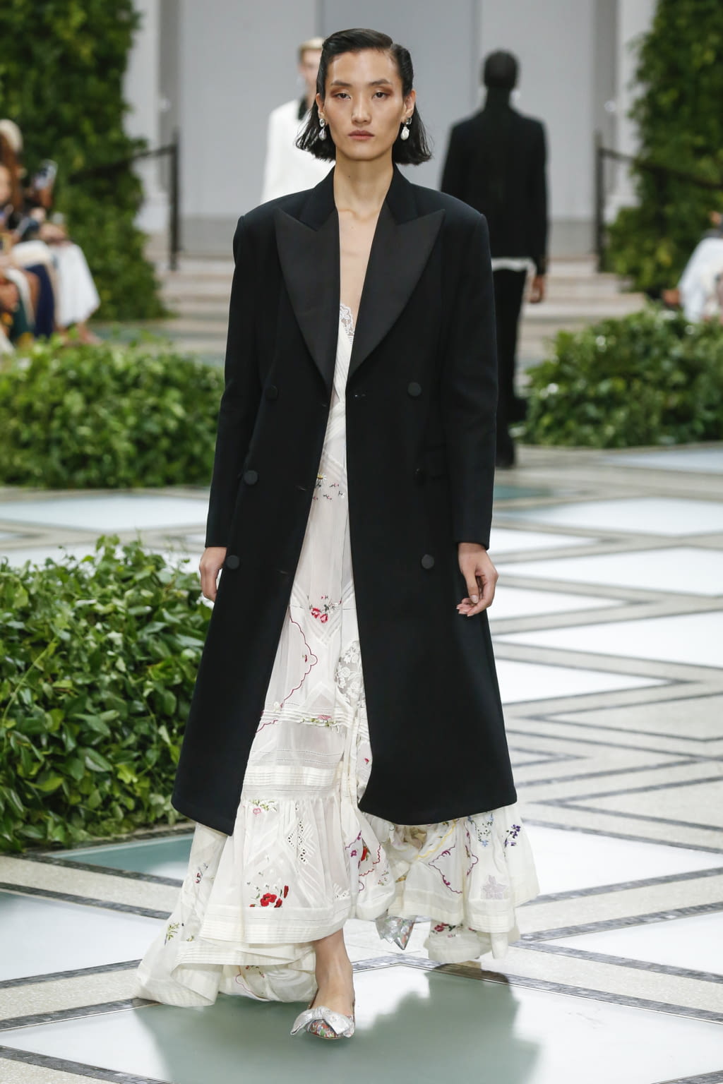 Fashion Week New York Spring/Summer 2020 look 7 from the Tory Burch collection womenswear