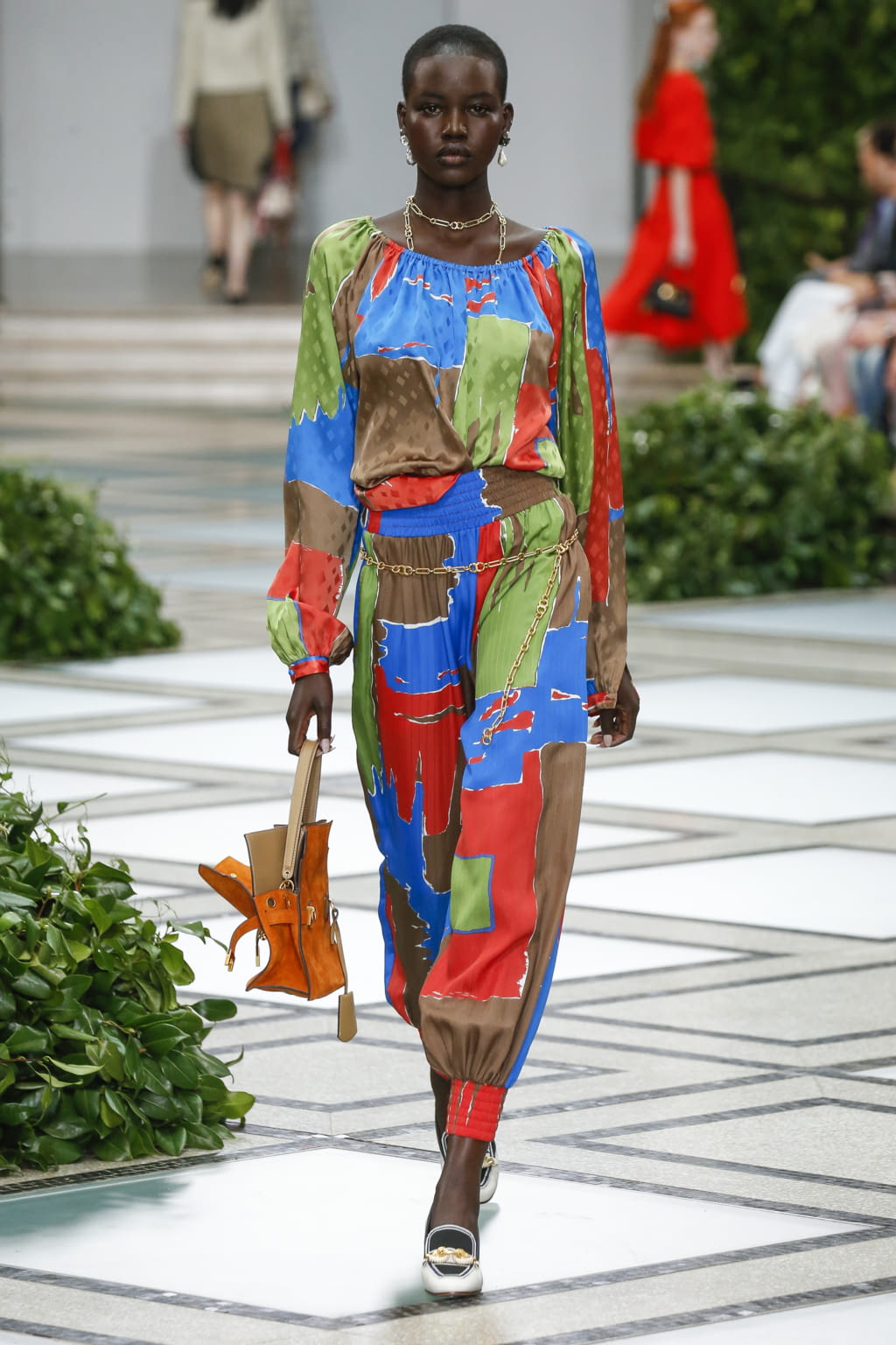 Fashion Week New York Spring/Summer 2020 look 39 from the Tory Burch collection womenswear