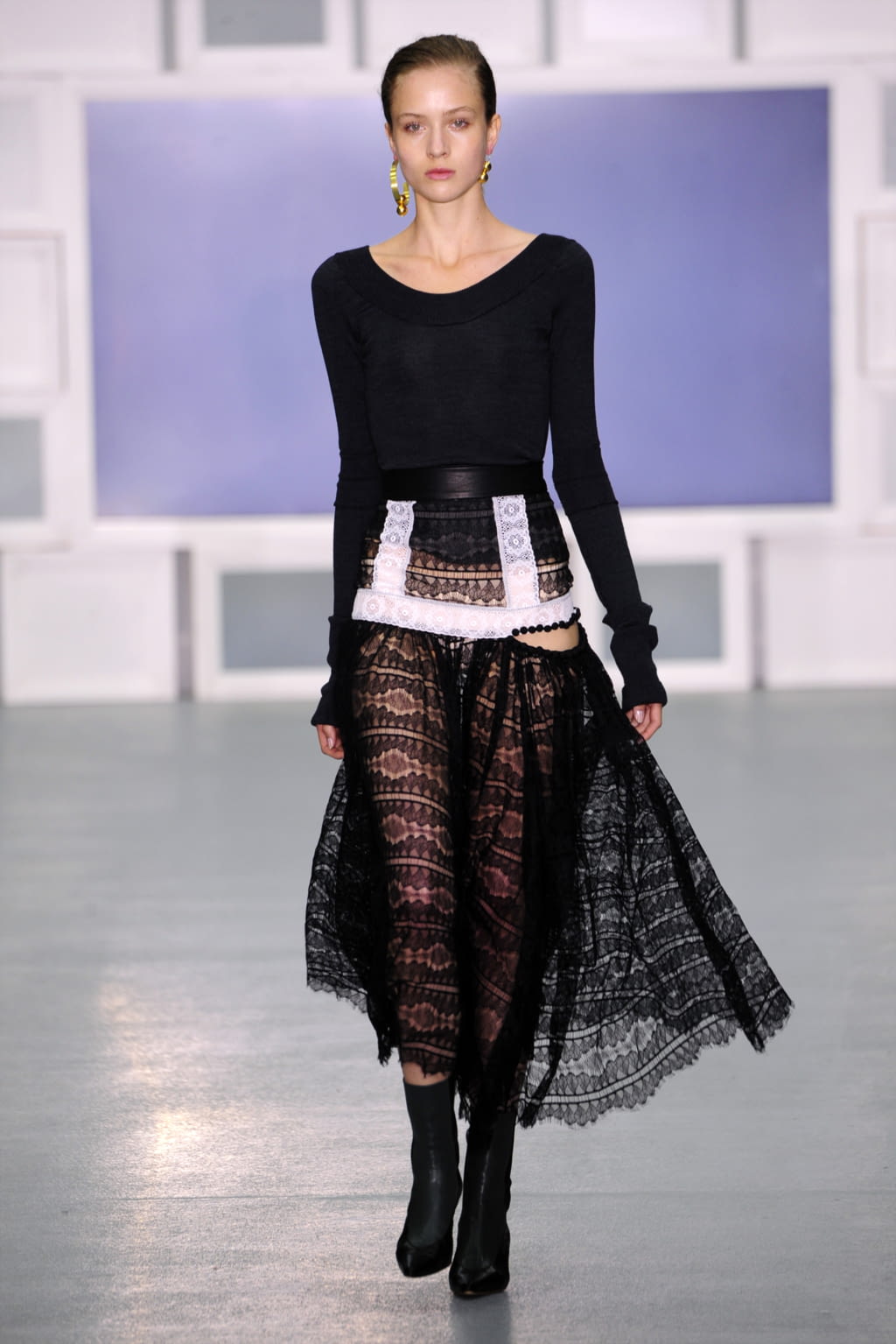 Fashion Week London Spring/Summer 2017 look 32 from the Teatum Jones collection womenswear