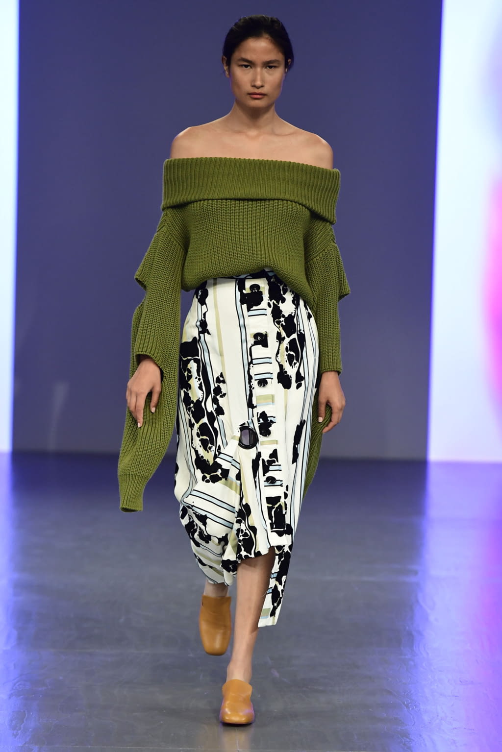 Fashion Week London Spring/Summer 2018 look 15 from the Teatum Jones collection womenswear