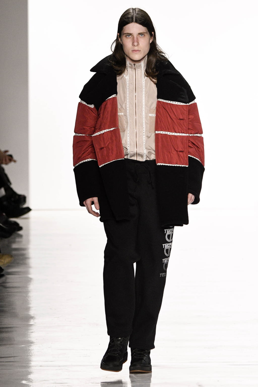 Fashion Week New York Fall/Winter 2017 look 12 from the Telfar collection 女装