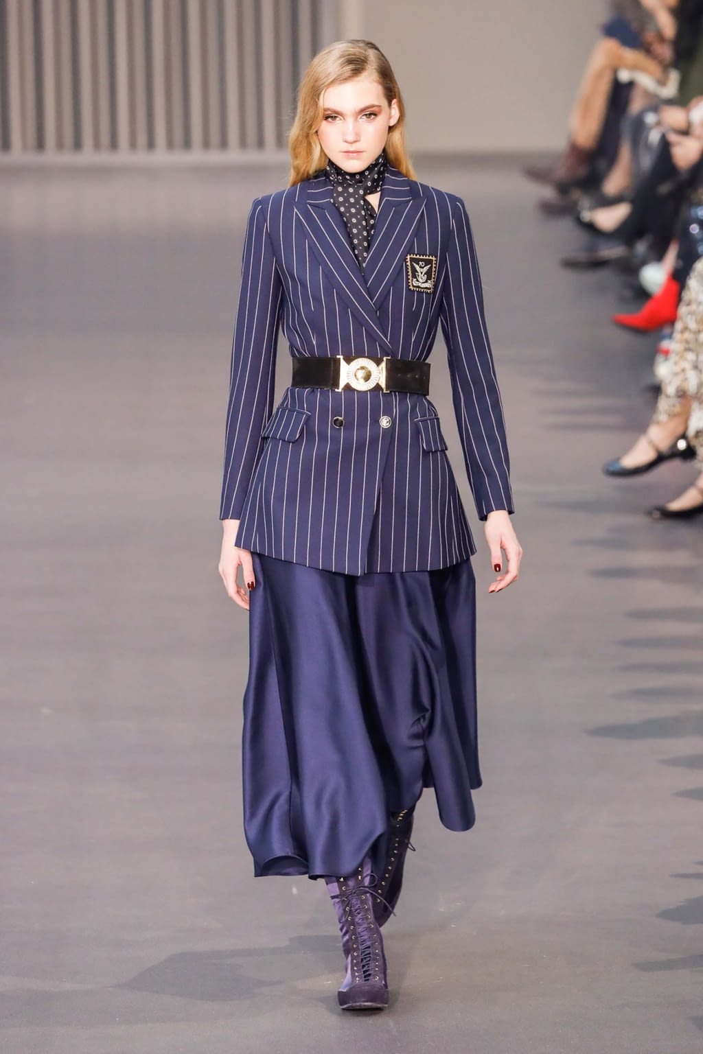 Fashion Week London Fall/Winter 2018 look 14 from the Temperley London collection womenswear