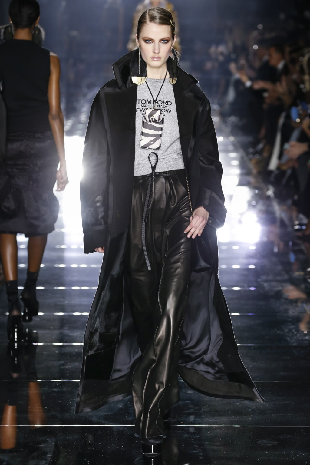 Fashion Week New York Fall/Winter 2020 look 23 from the Tom Ford collection womenswear