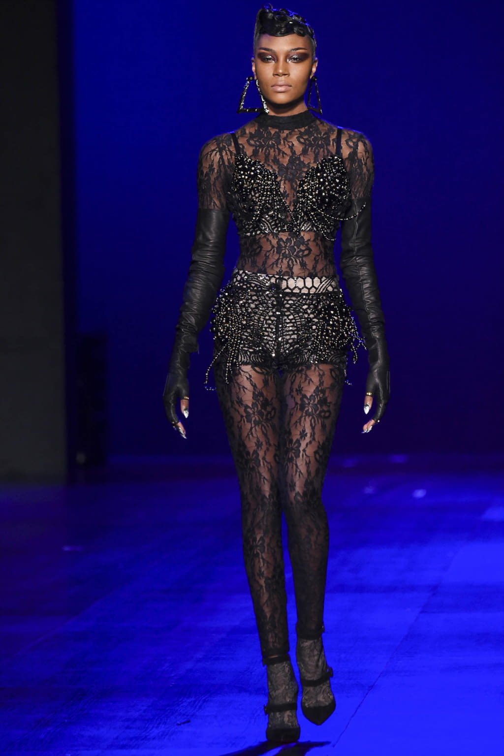 Fashion Week New York Fall/Winter 2017 look 18 from the The Blonds collection womenswear