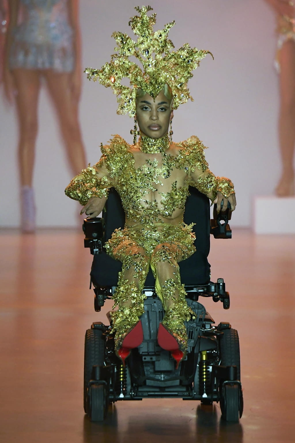 Fashion Week New York Fall/Winter 2020 look 16 from the The Blonds collection womenswear