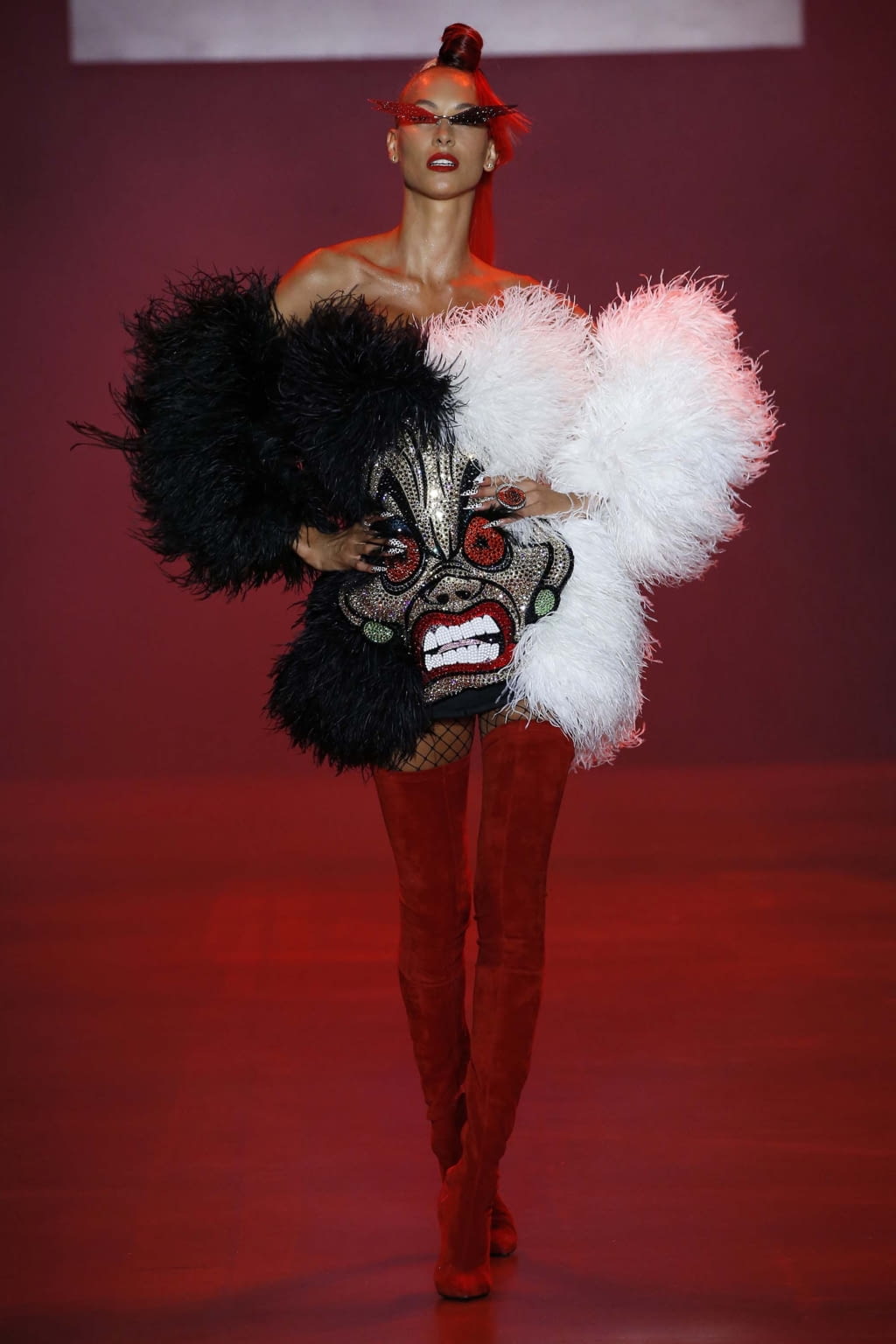 Fashion Week New York Spring/Summer 2019 look 16 from the The Blonds collection womenswear