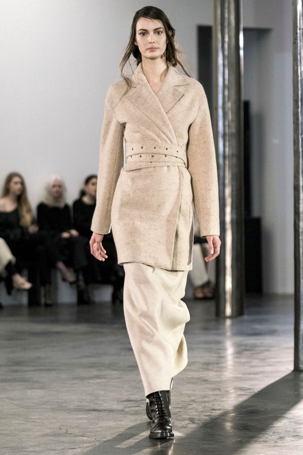 Fashion Week New York Fall/Winter 2017 look 12 from the The Row collection womenswear