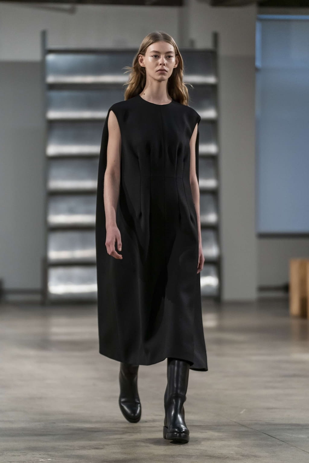 Fashion Week New York Fall/Winter 2019 look 6 from the The Row collection womenswear