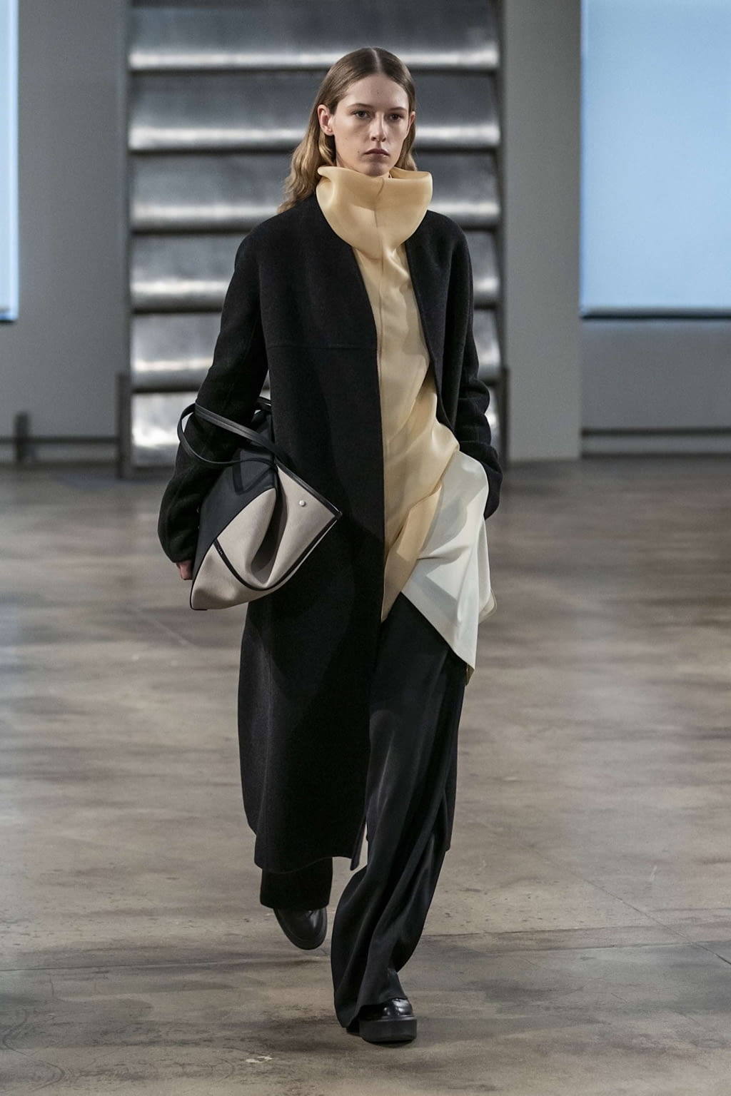 Fashion Week New York Fall/Winter 2019 look 22 from the The Row collection 女装