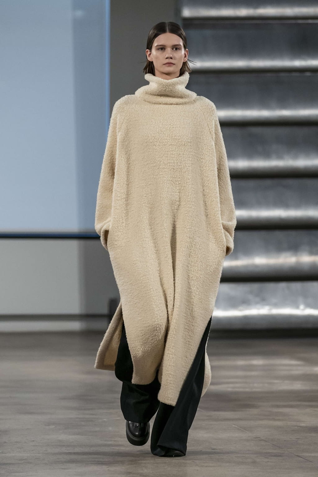 Fashion Week New York Fall/Winter 2019 look 24 from the The Row collection womenswear