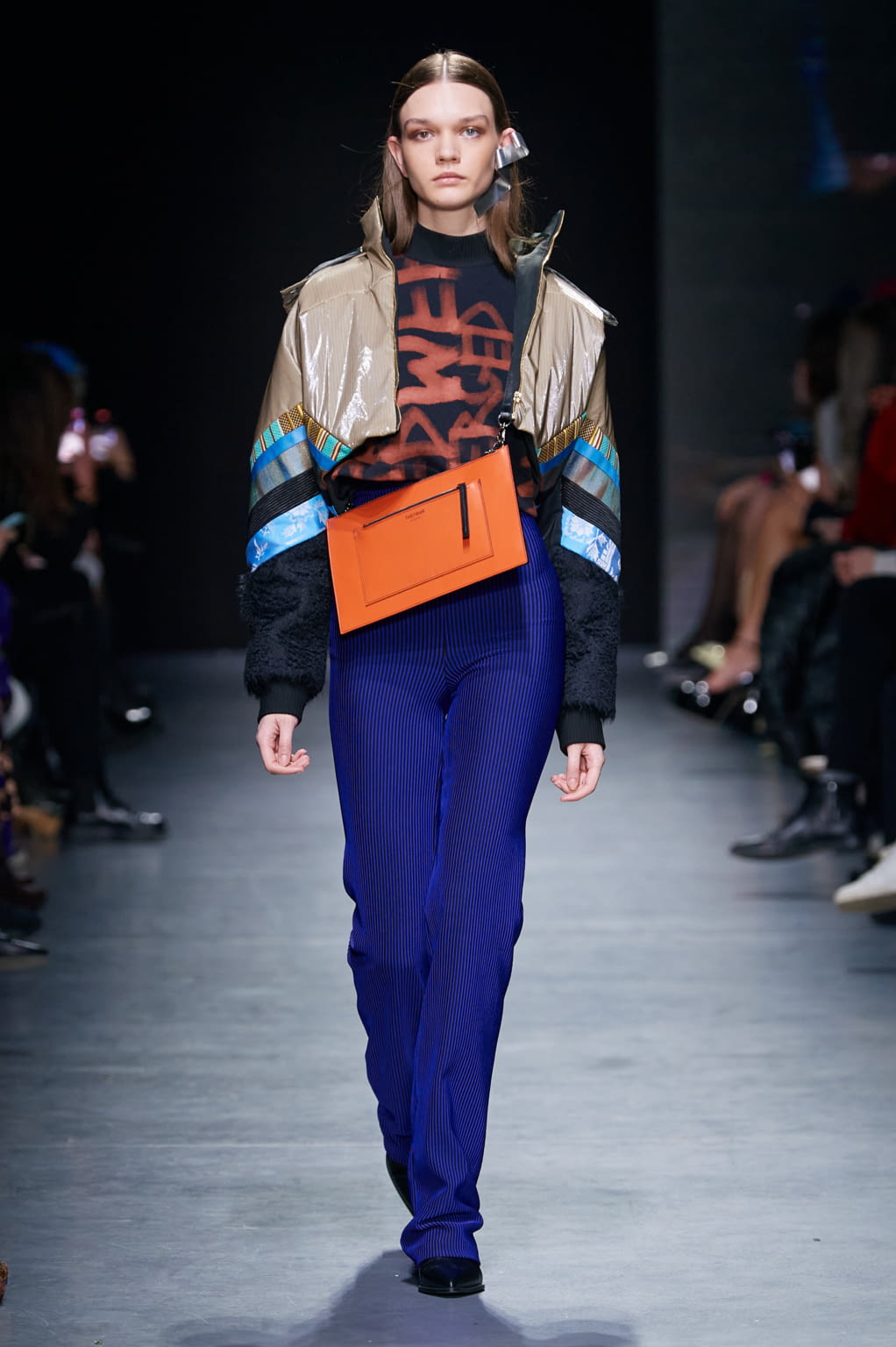Fashion Week Milan Fall/Winter 2022 look 35 de la collection BUDAPEST SELECT womenswear