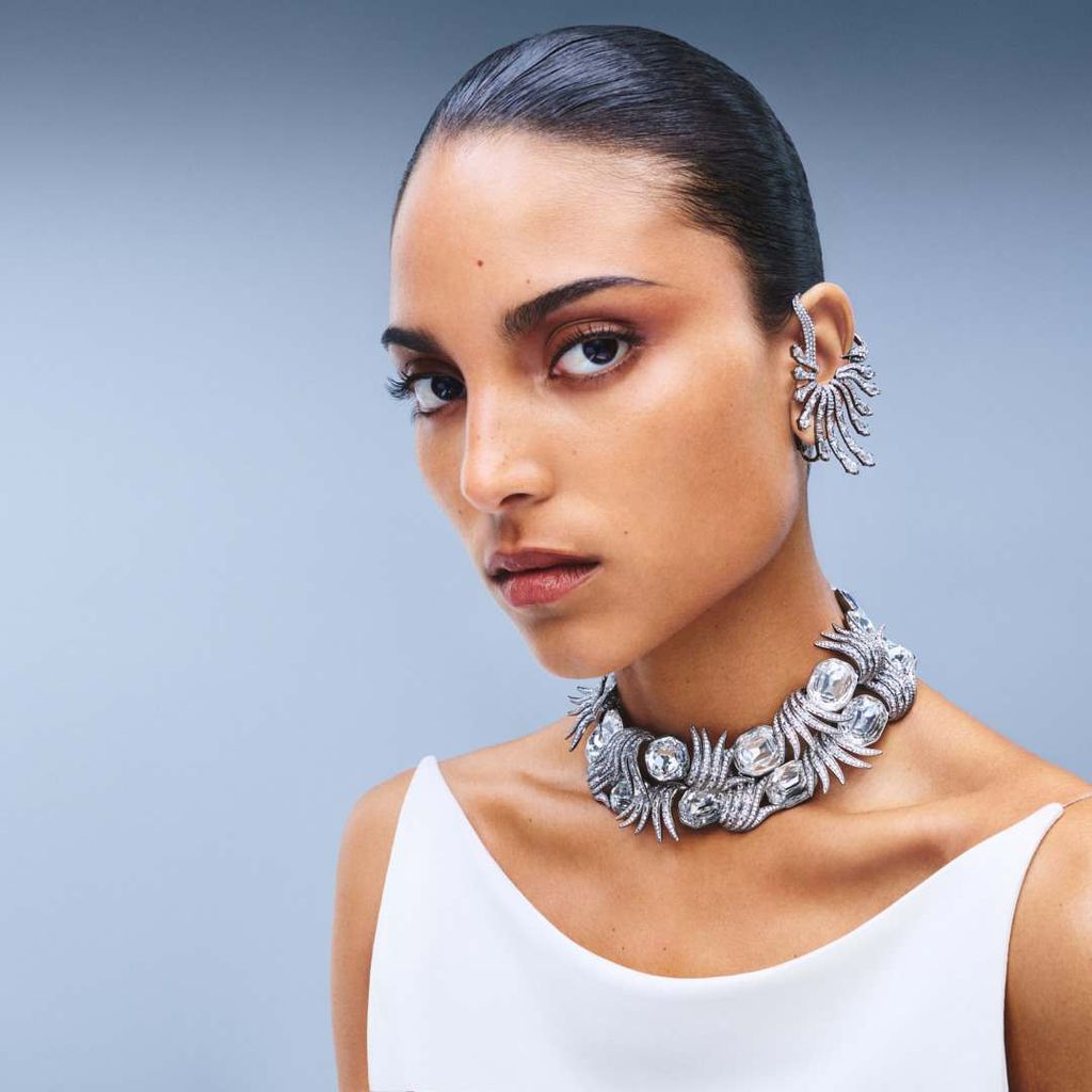 Fashion Week Paris Pre-Fall 2026 look 4 from the Swarovski collection womenswear accessories