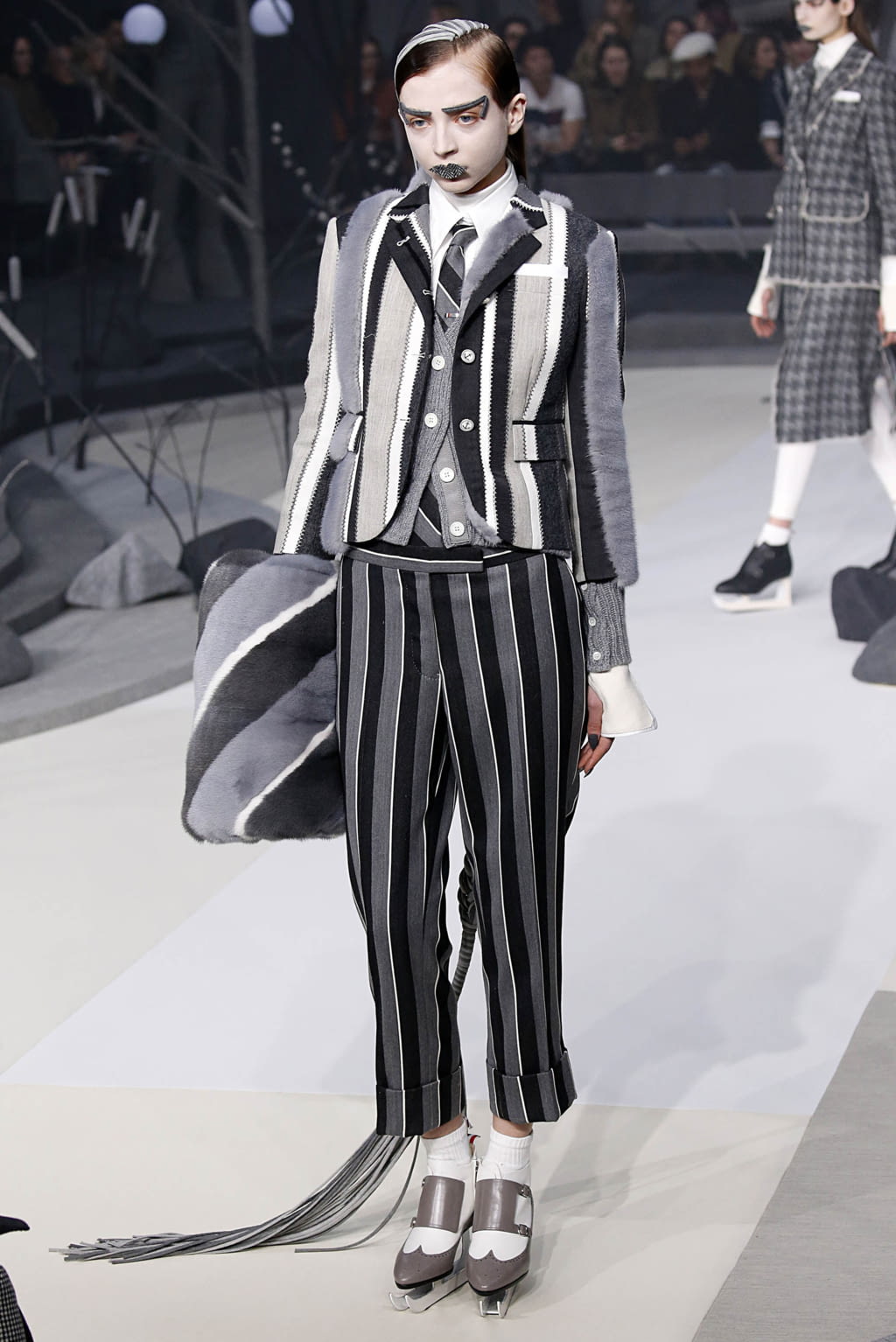 Fashion Week New York Fall/Winter 2017 look 8 from the Thom Browne collection womenswear
