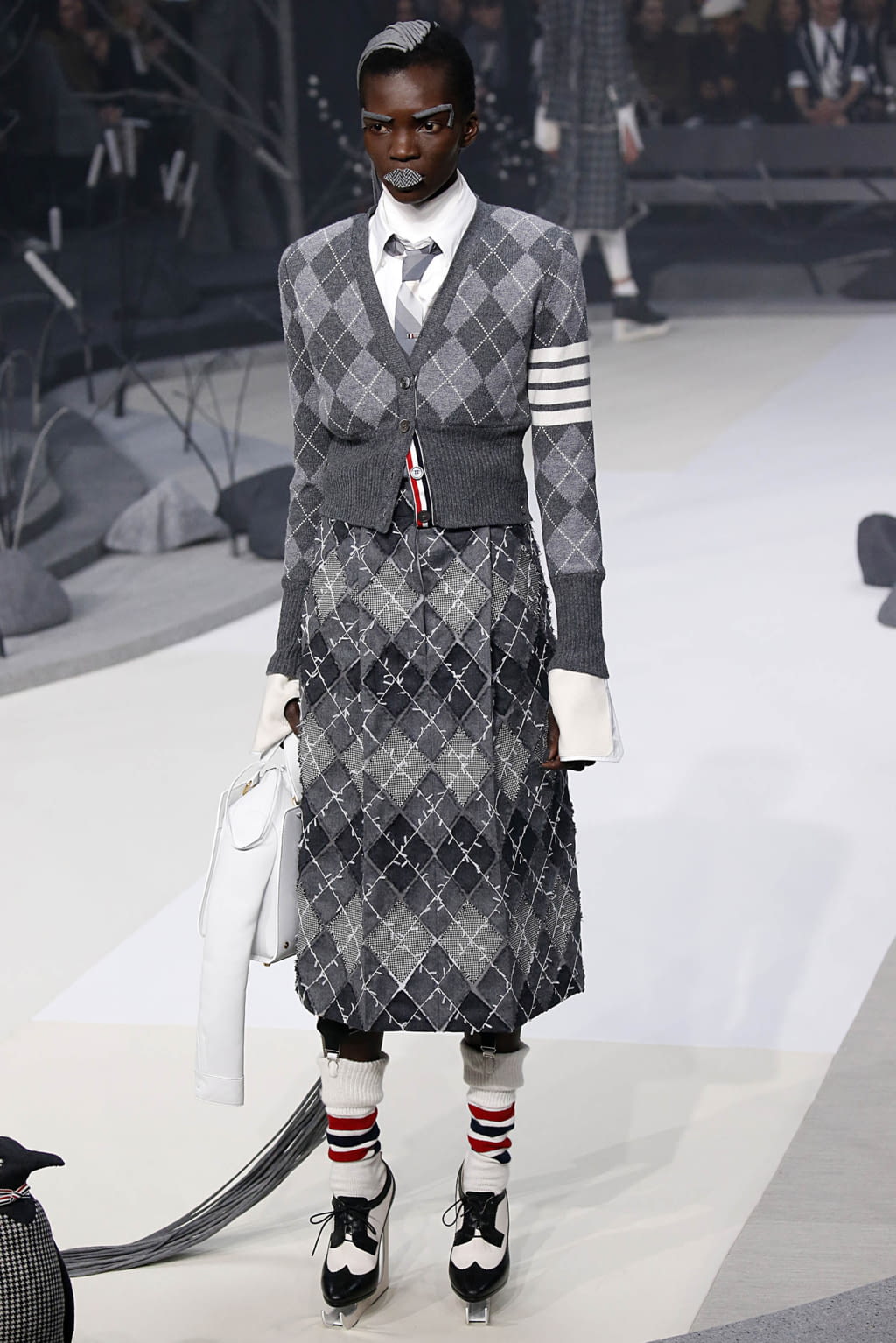 Fashion Week New York Fall/Winter 2017 look 10 from the Thom Browne collection 女装