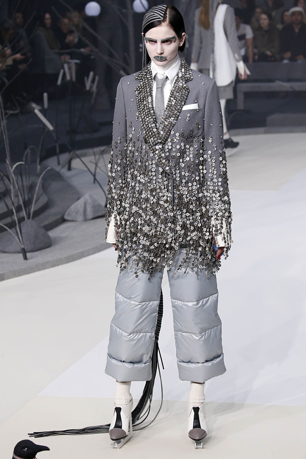 Fashion Week New York Fall/Winter 2017 look 15 from the Thom Browne collection womenswear