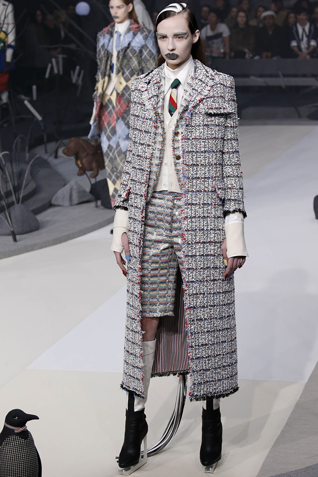 Fashion Week New York Fall/Winter 2017 look 23 from the Thom Browne collection womenswear