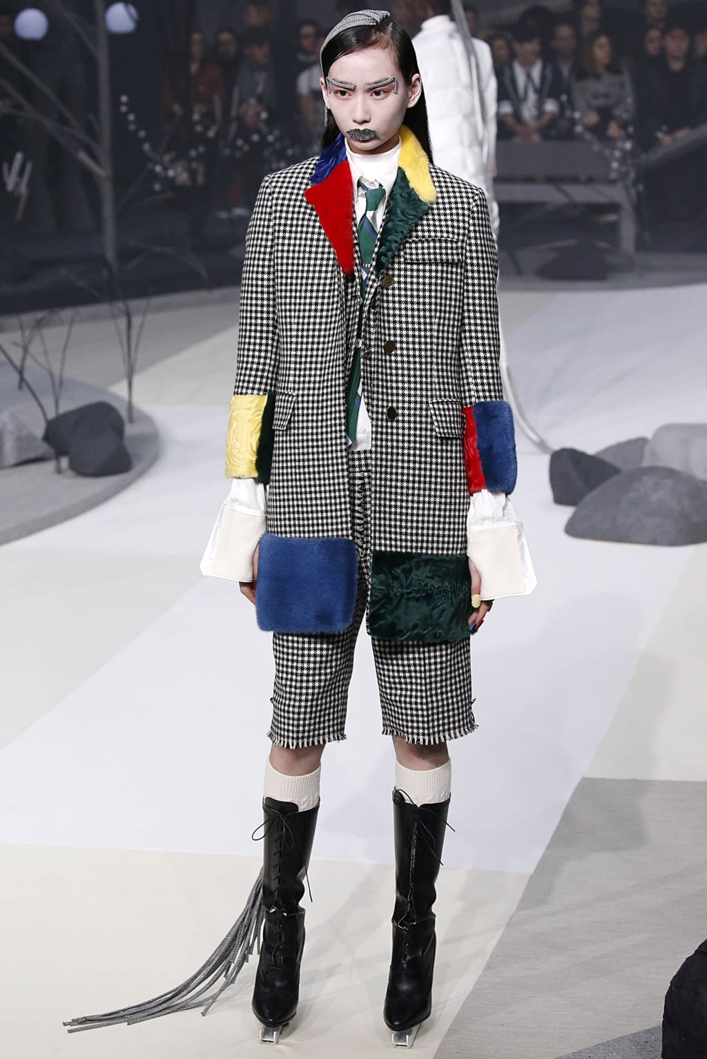 Fashion Week New York Fall/Winter 2017 look 32 from the Thom Browne collection womenswear