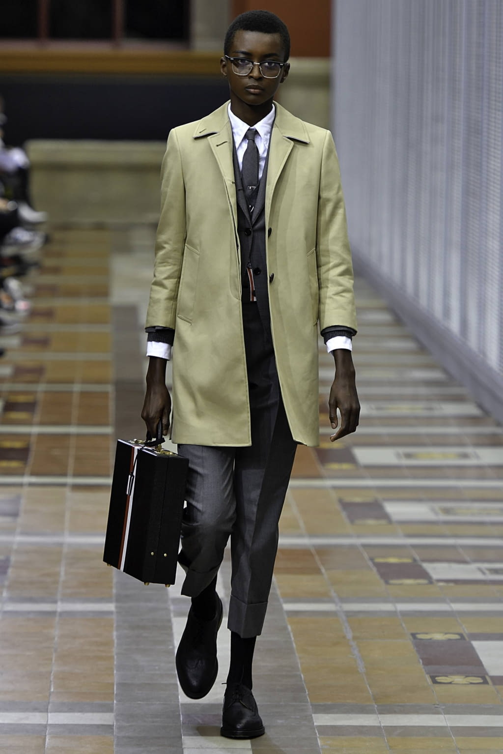Fashion Week Paris Fall/Winter 2019 look 1 from the Thom Browne collection womenswear