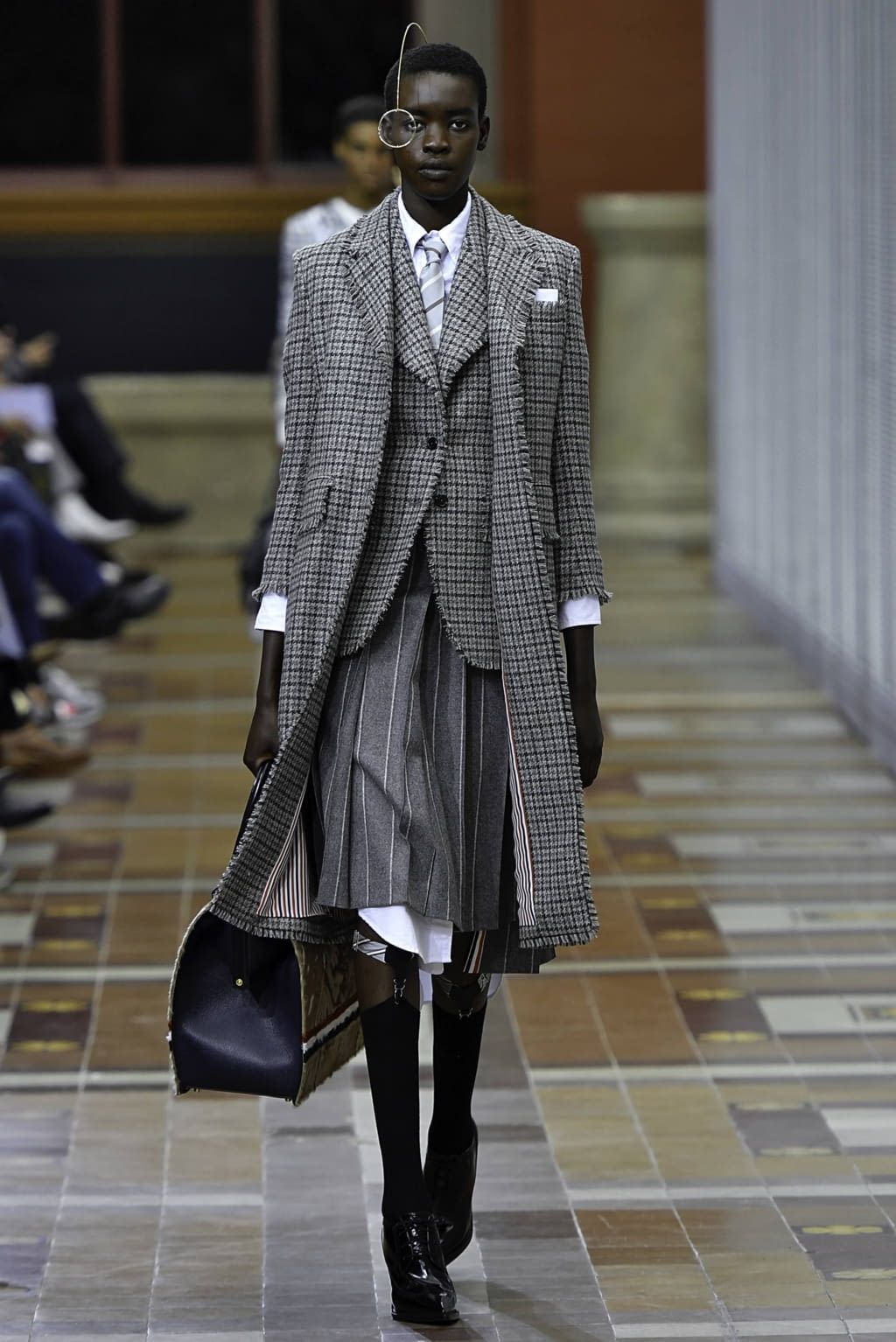 Fashion Week Paris Fall/Winter 2019 look 21 from the Thom Browne collection 女装