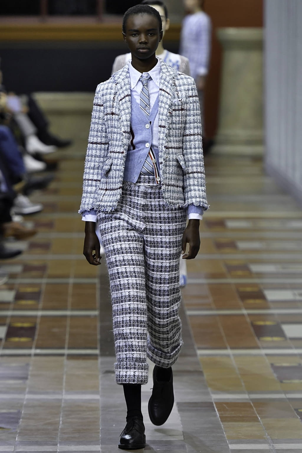 Fashion Week Paris Fall/Winter 2019 look 44 from the Thom Browne collection womenswear