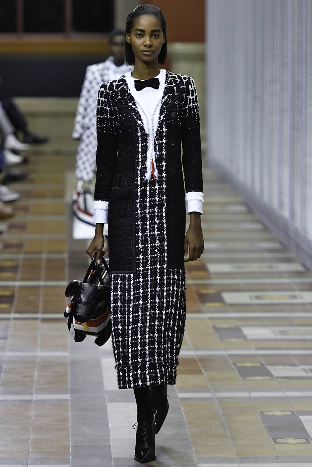 Fashion Week Paris Fall/Winter 2019 look 51 from the Thom Browne collection womenswear