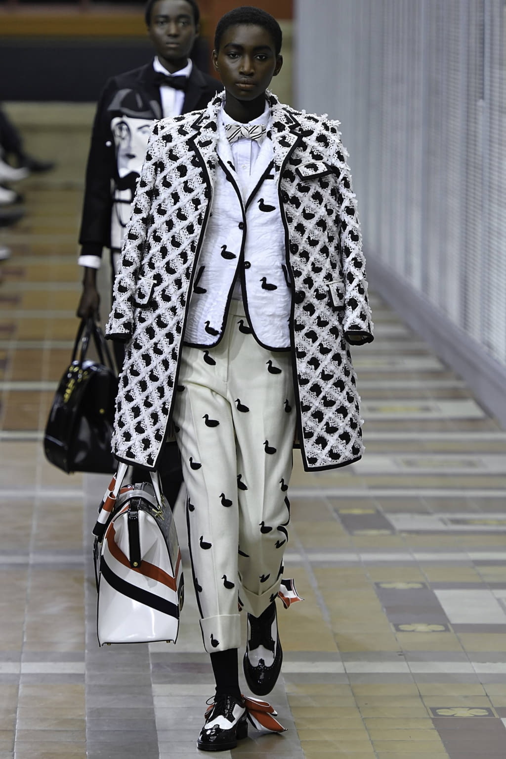 Fashion Week Paris Fall/Winter 2019 look 52 from the Thom Browne collection 女装