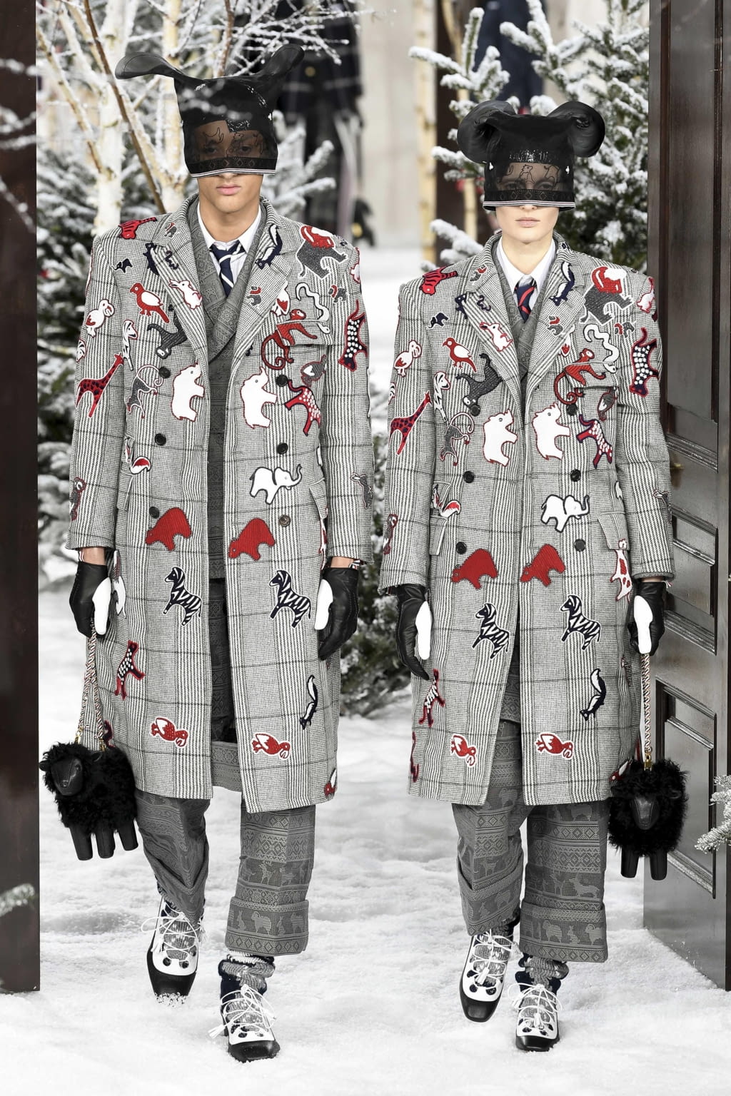 Fashion Week Paris Fall/Winter 2020 look 14 from the Thom Browne collection 女装