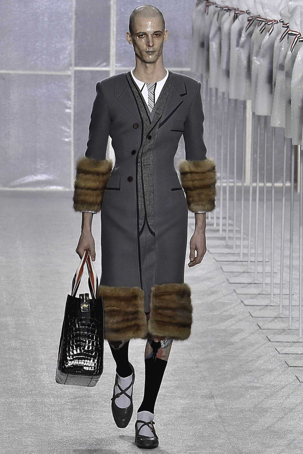 Fashion Week Paris Fall/Winter 2019 look 8 de la collection Thom Browne menswear