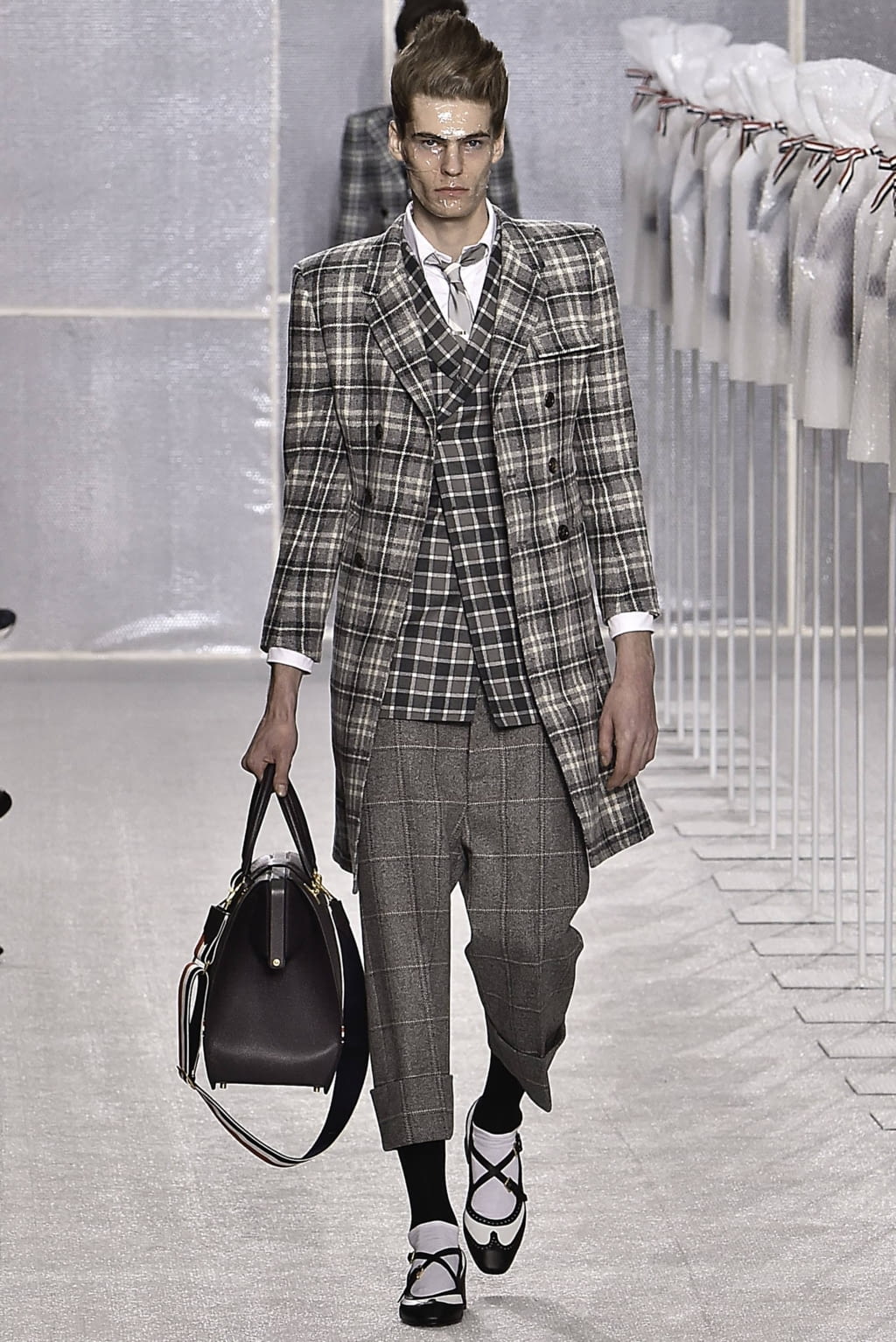 Fashion Week Paris Fall/Winter 2019 look 10 from the Thom Browne collection menswear
