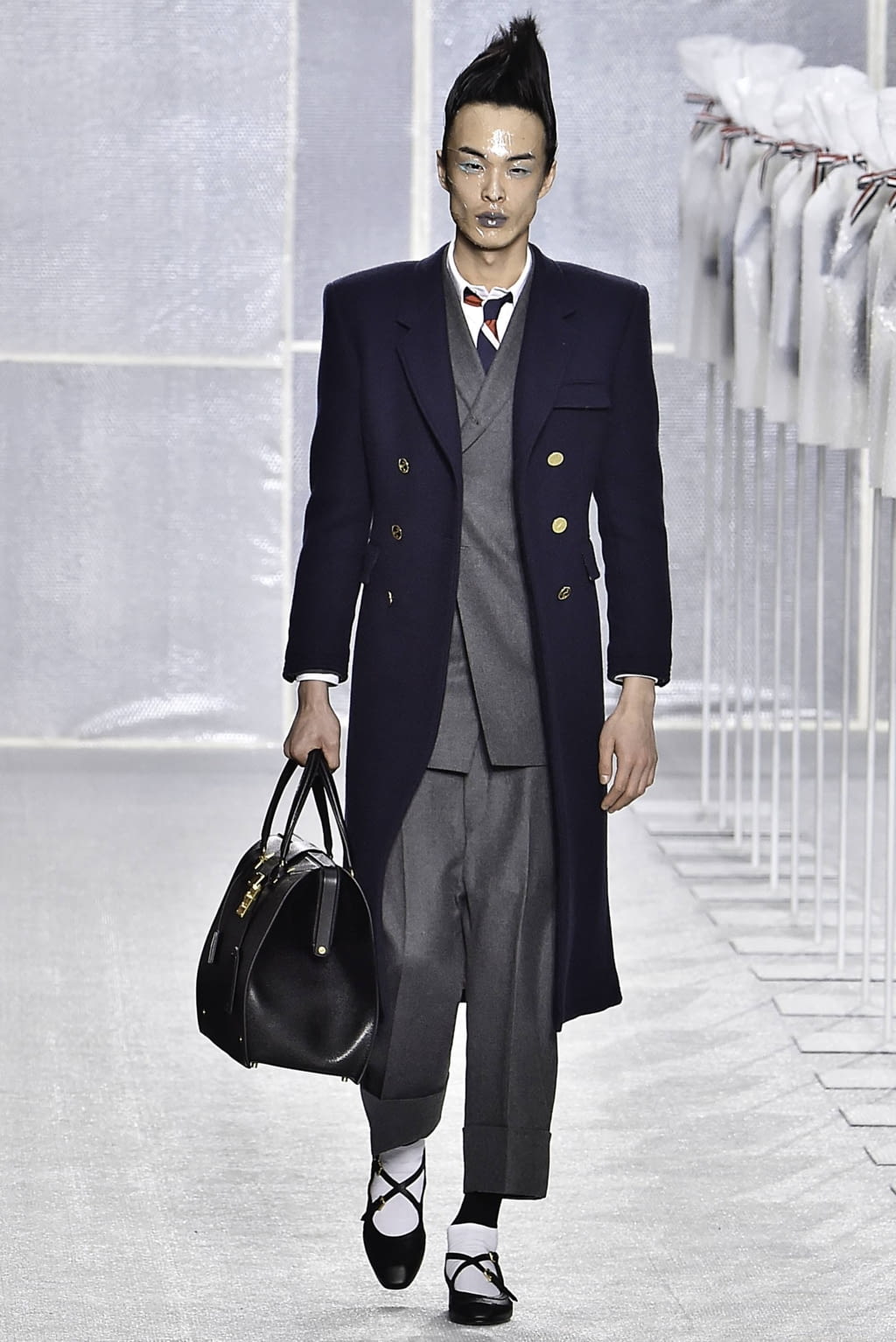 Fashion Week Paris Fall/Winter 2019 look 16 from the Thom Browne collection menswear